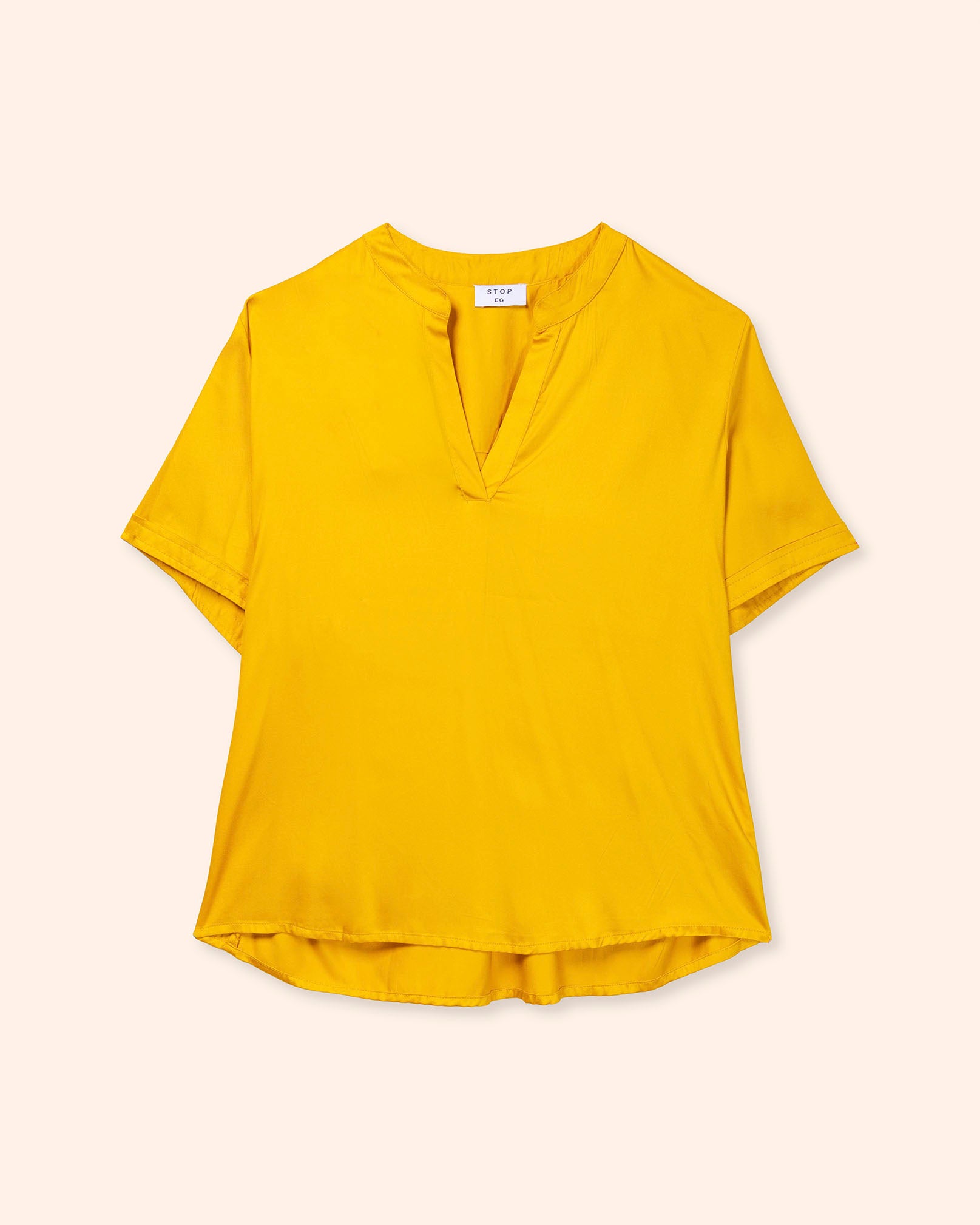 blusa-amarilla-manga-corta-satinada