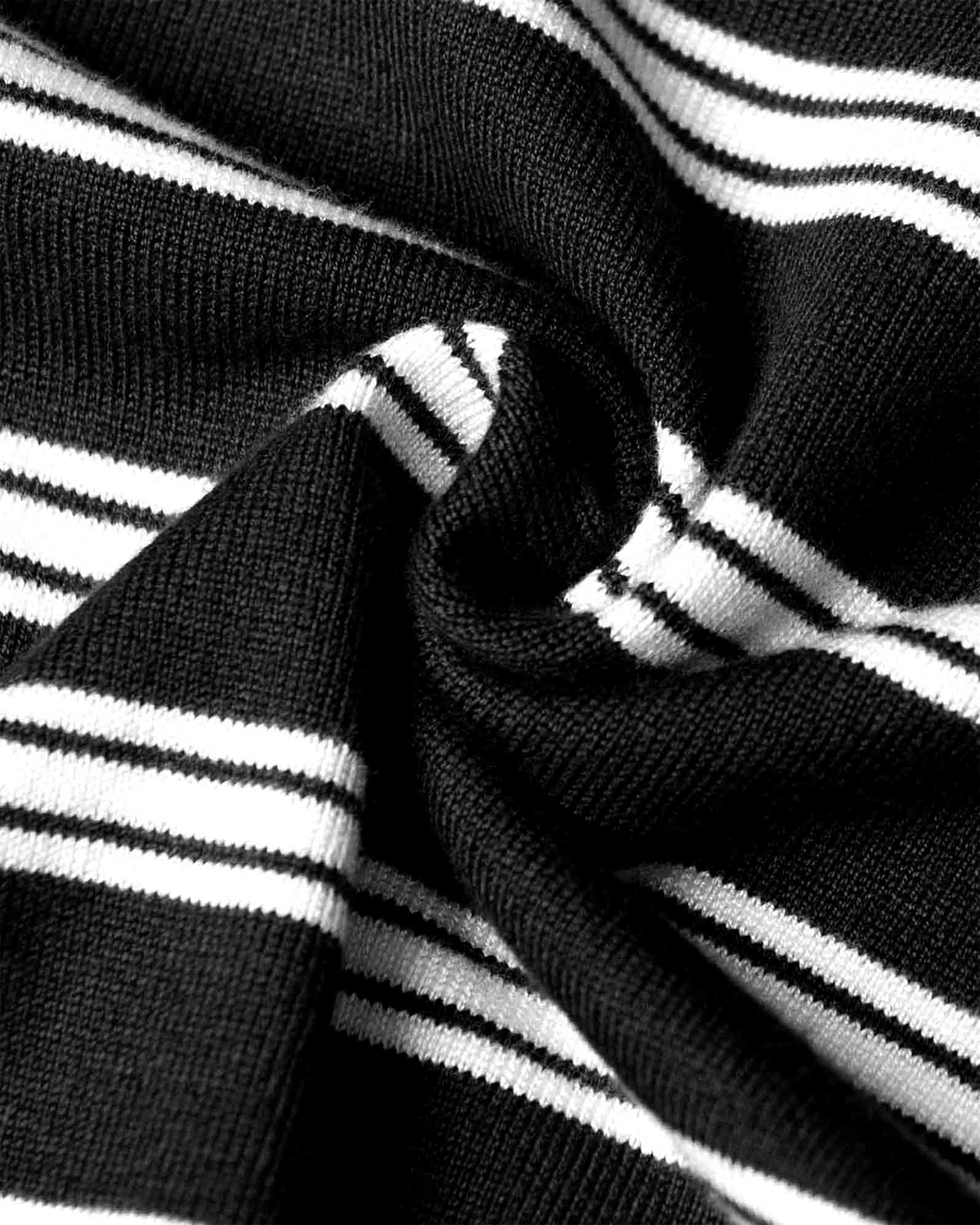top-negro-rayas-manga-corta