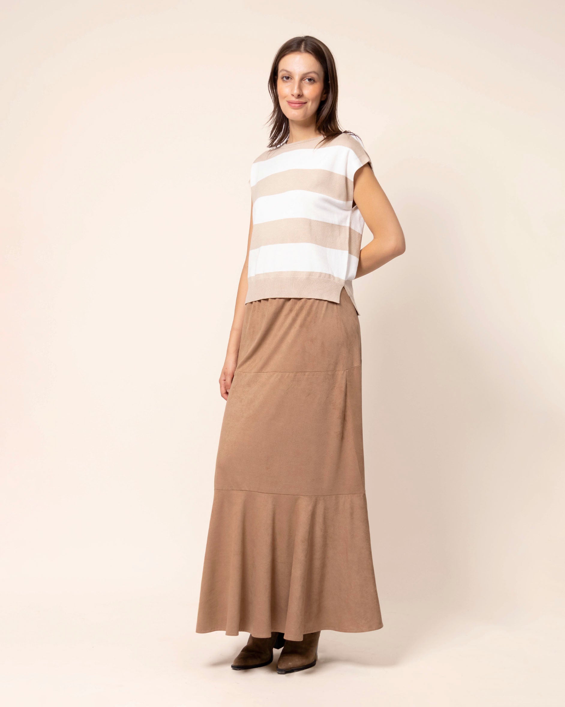 blusa-beige-tejida-manda-corta