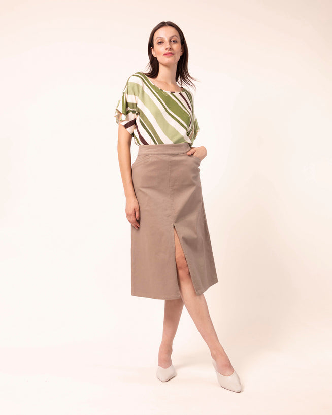 blusa-estampada-verde-vista-lateral