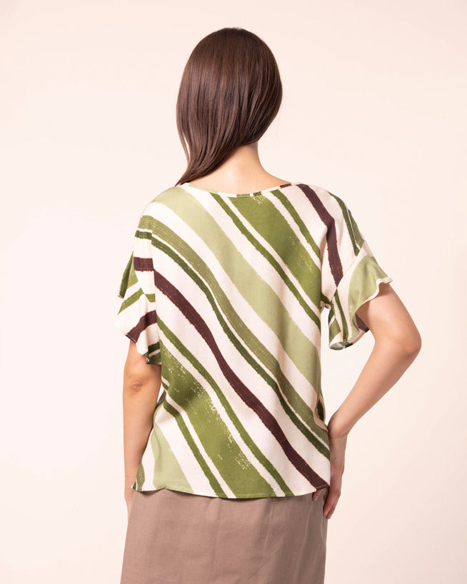 blusa-estampada-verde-estampado-botanico