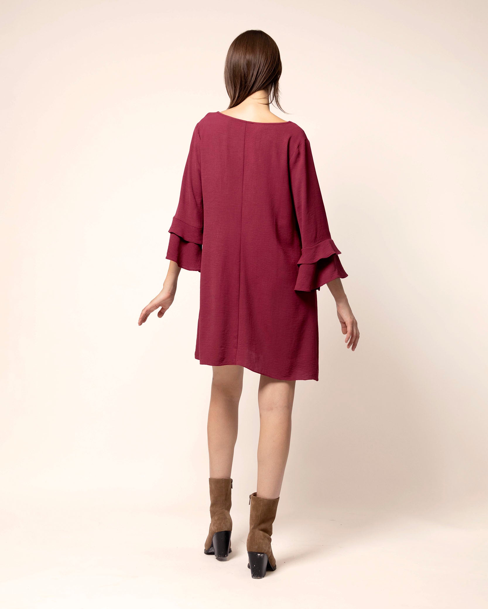 vestido-olanes-manga-y-pecho-vino