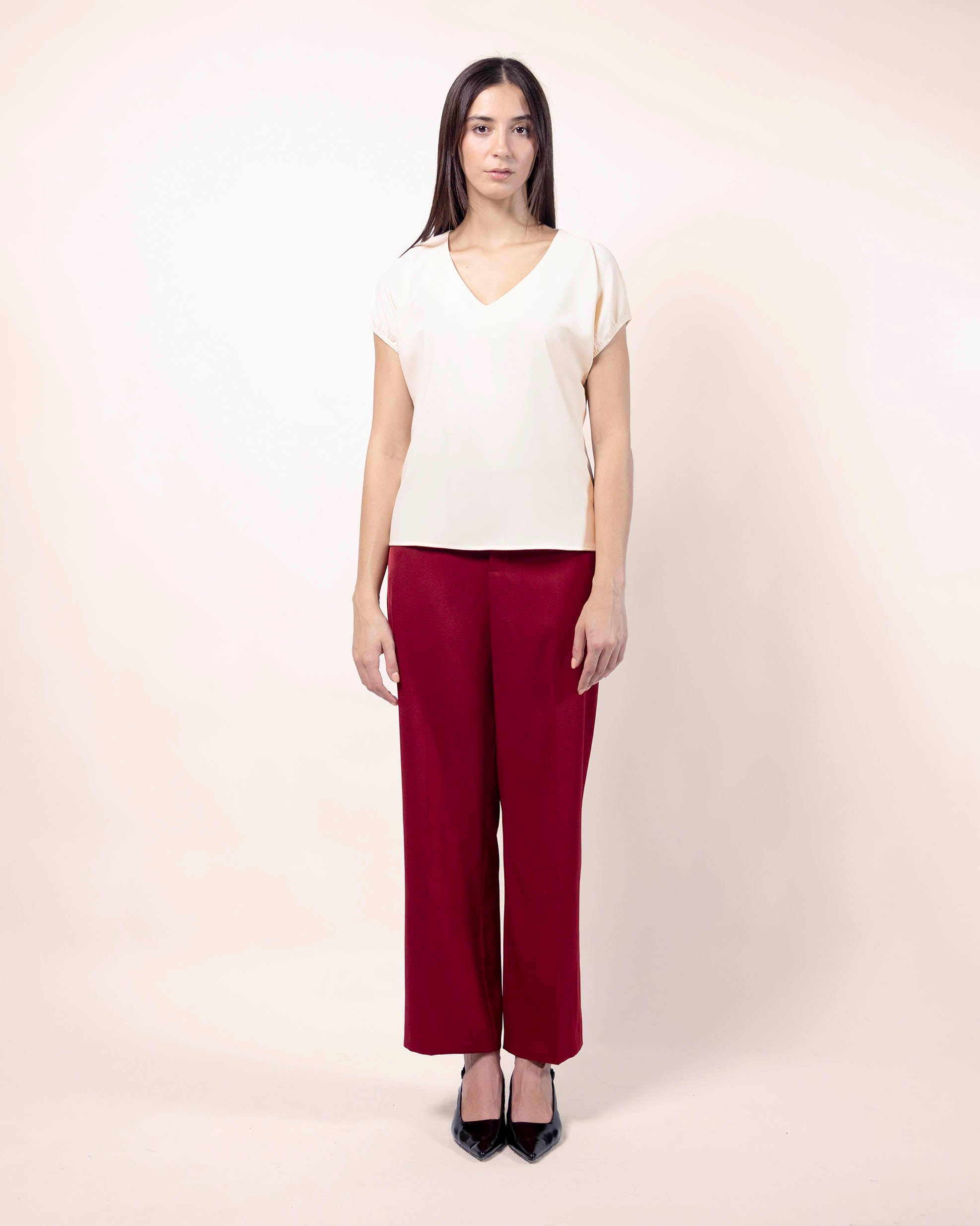 blusa-crudo-cuello-V-manga-corta-STOP