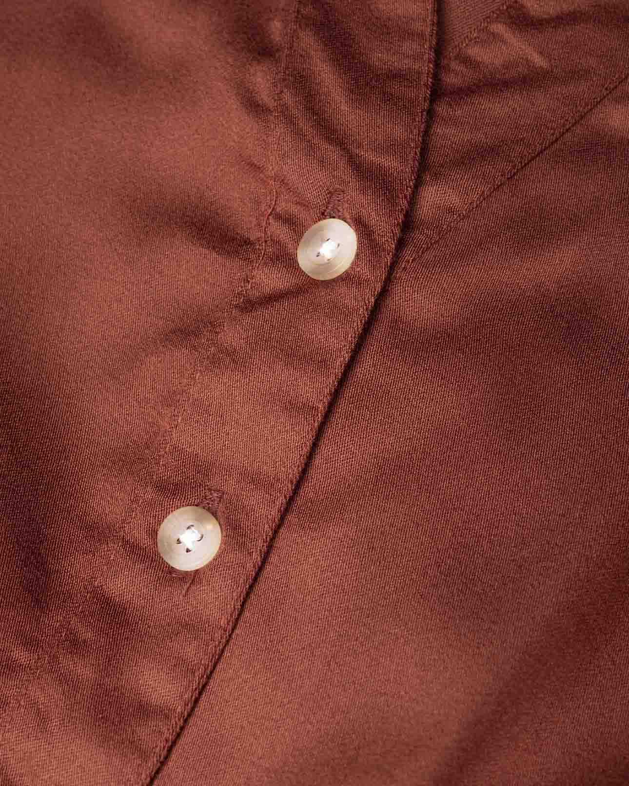 blusa‑larga‑cafe‑mujer‑formal‑moderna