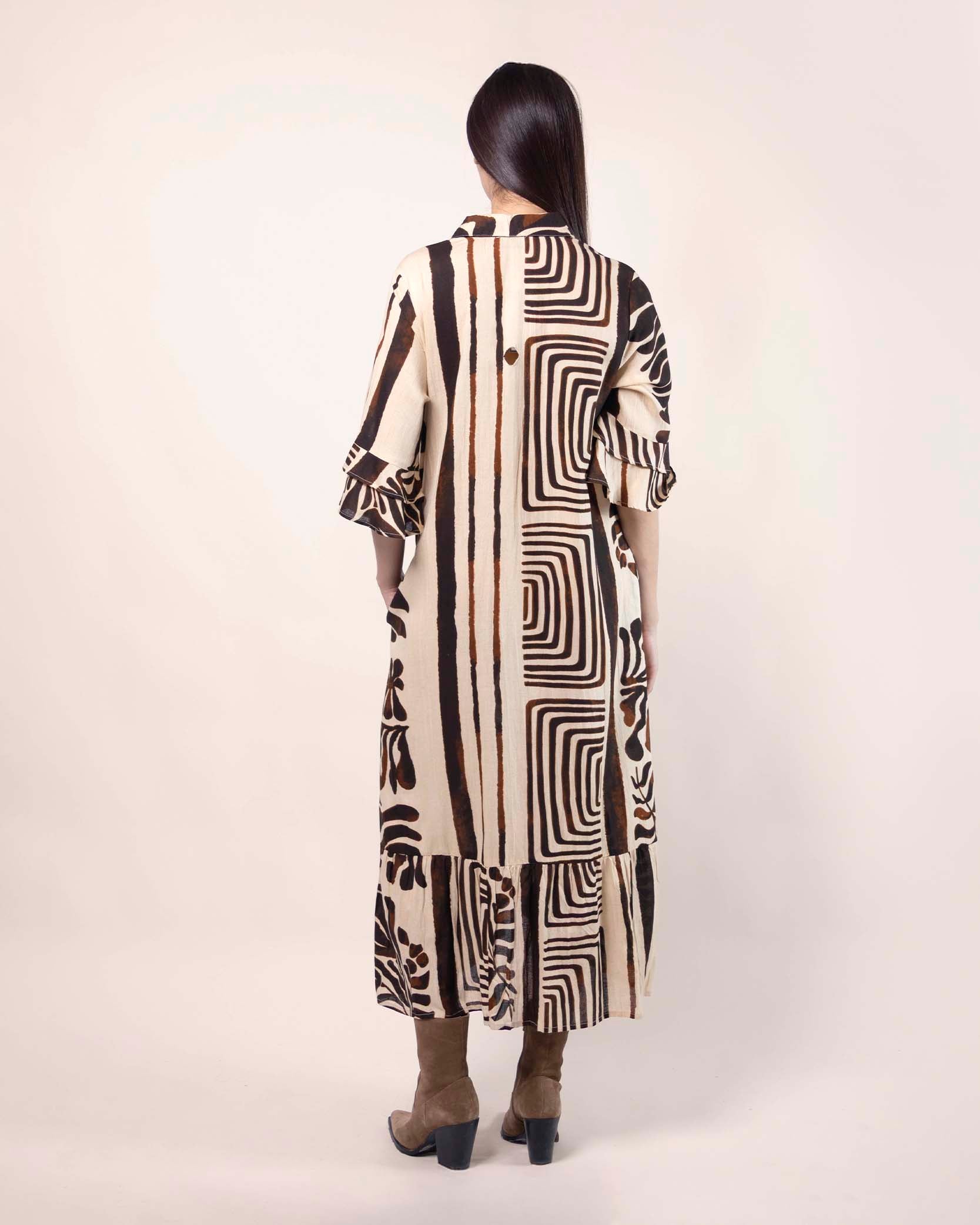 vestido-silueta-relajada-con-bolsillos