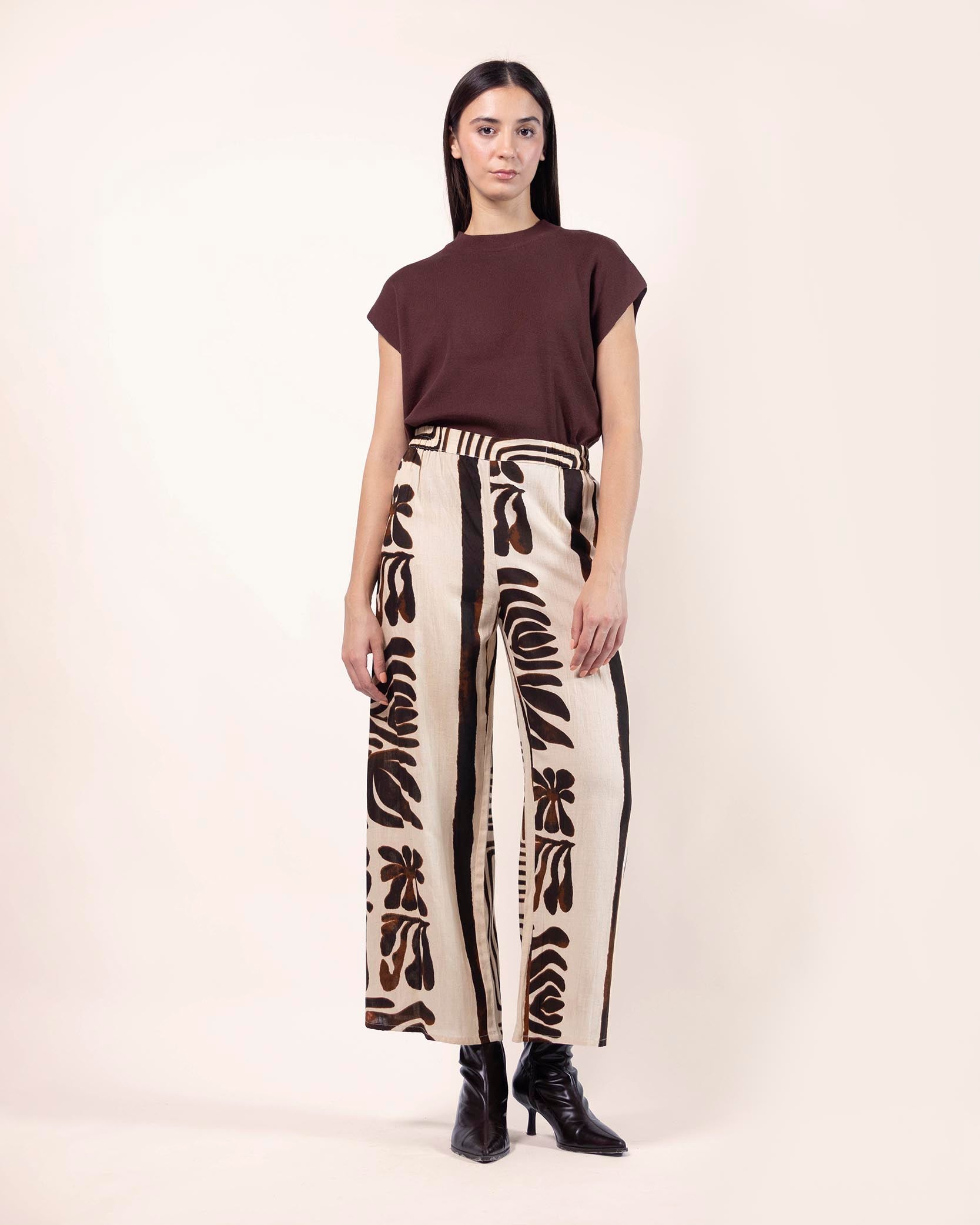 pantalon-corte-amplio-tela-fresca