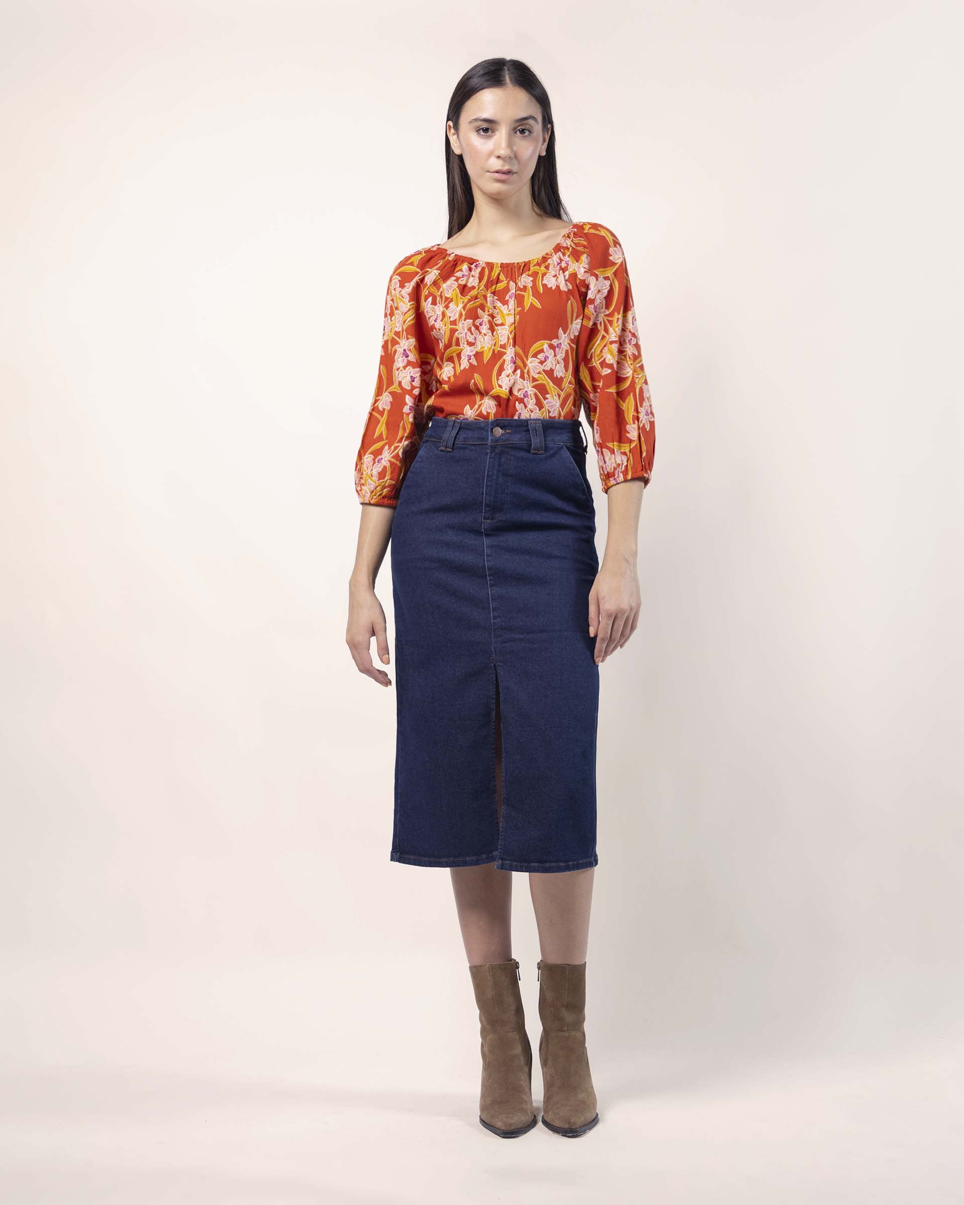 blusa-STOP-estampada-elastico-hombros