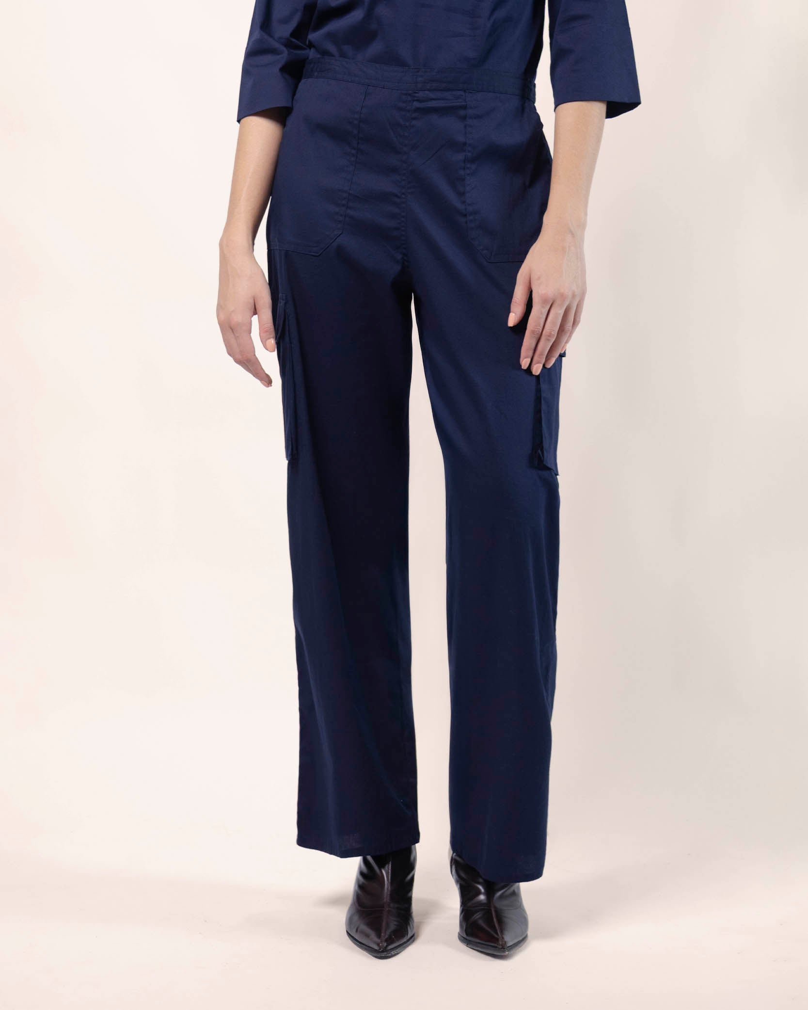 pantalon-marino-corte-recto-algodon