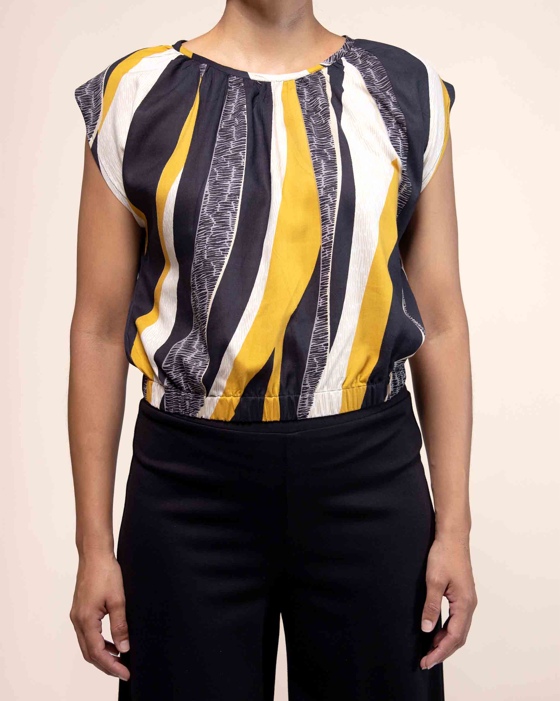 blusa-manga-corta-elastico-cintura