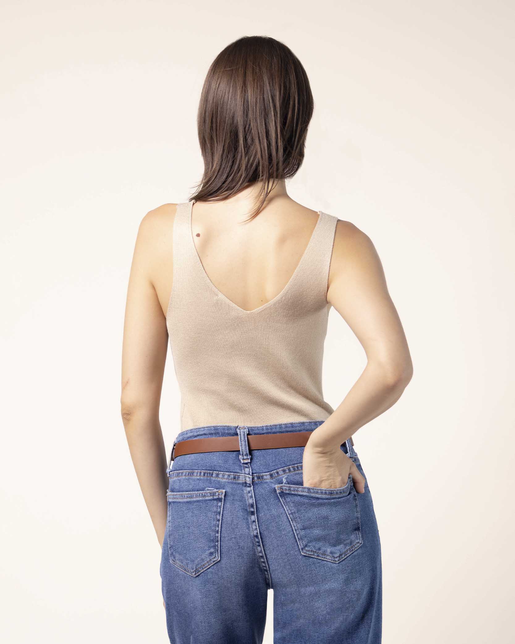 blusa-beige-stop-viscosa-poliamida-sin-mangas
