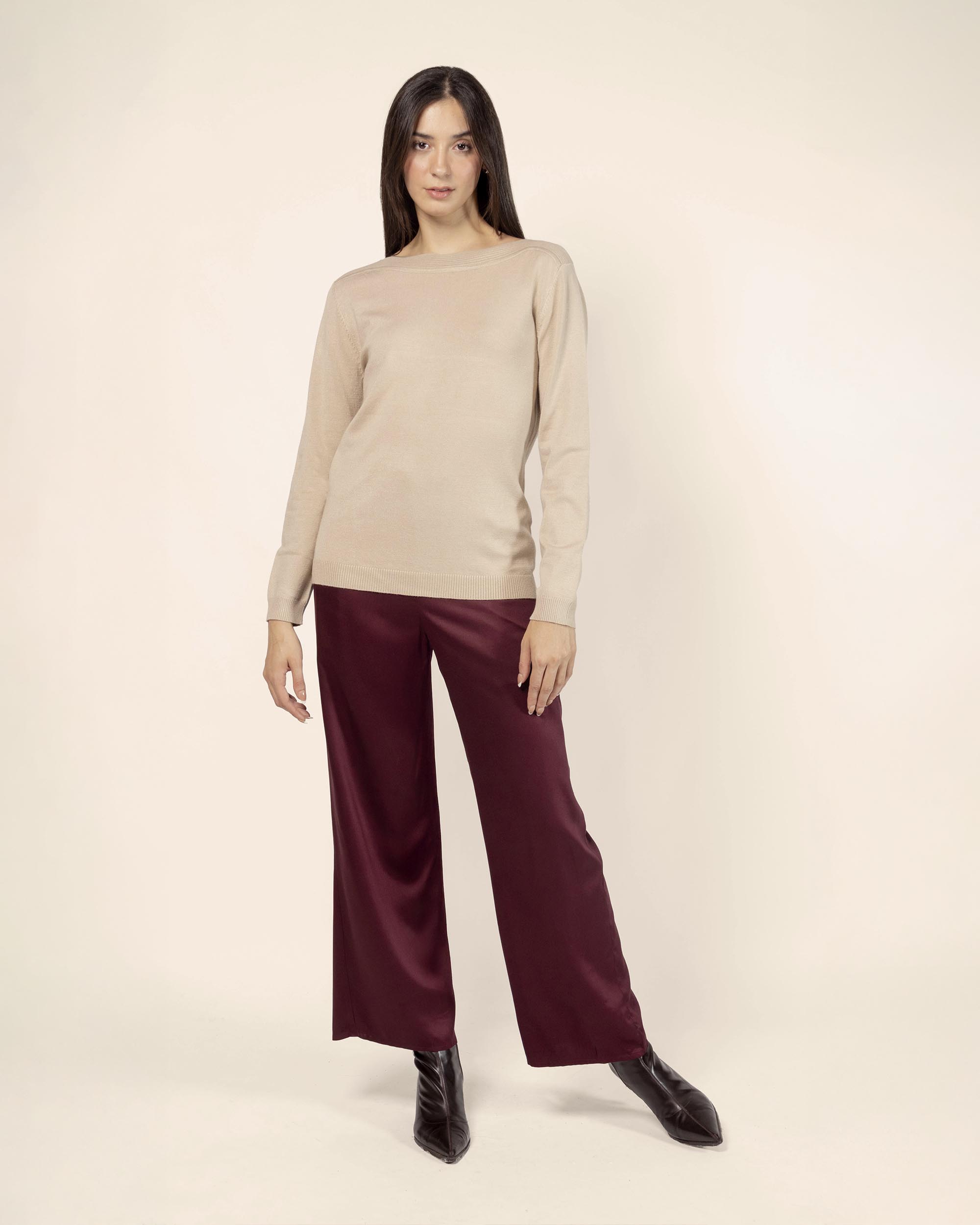 Blusa punto manga larga cuello ojal