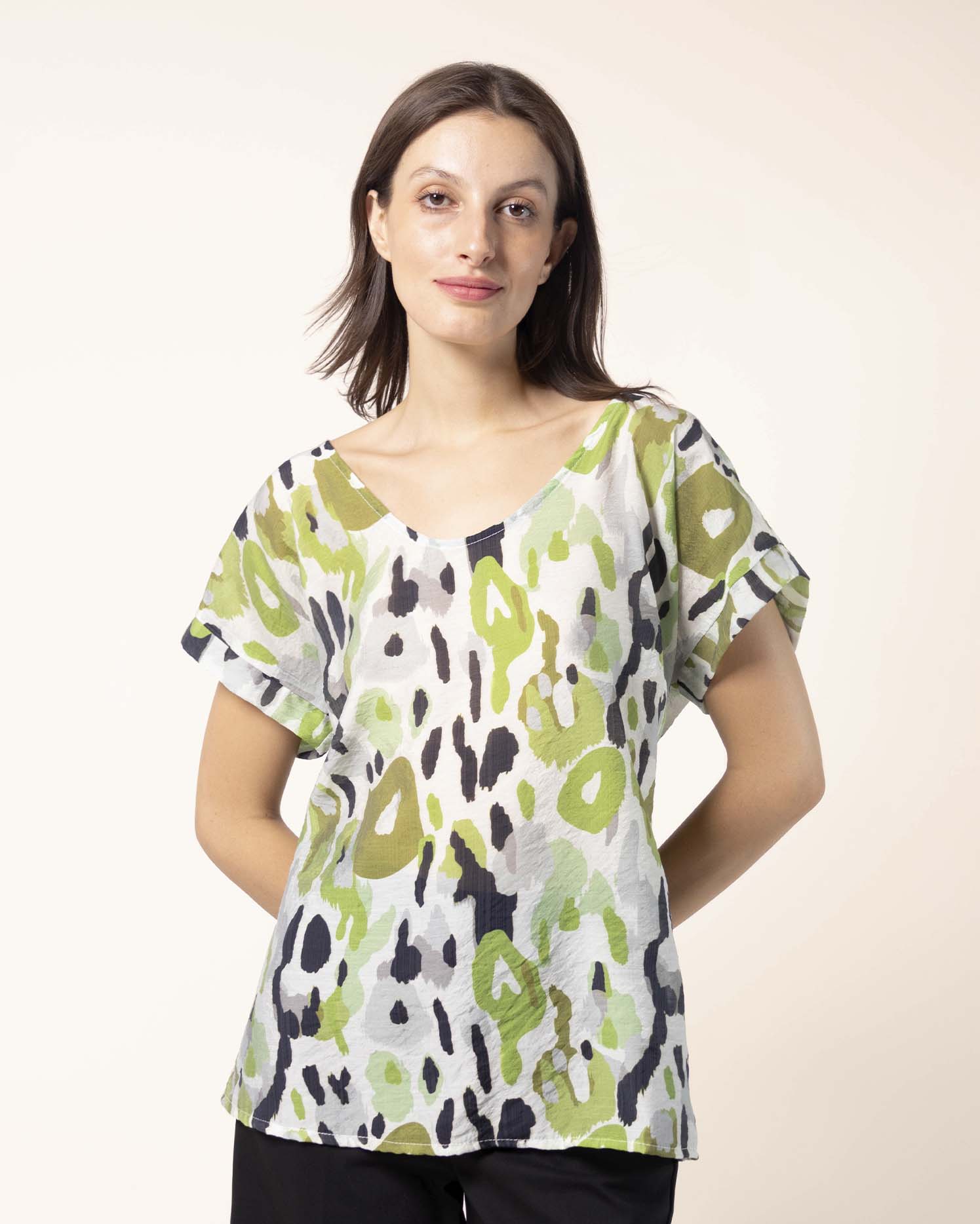 blusa-verde-stop-estampada-manga-corta-suavidad