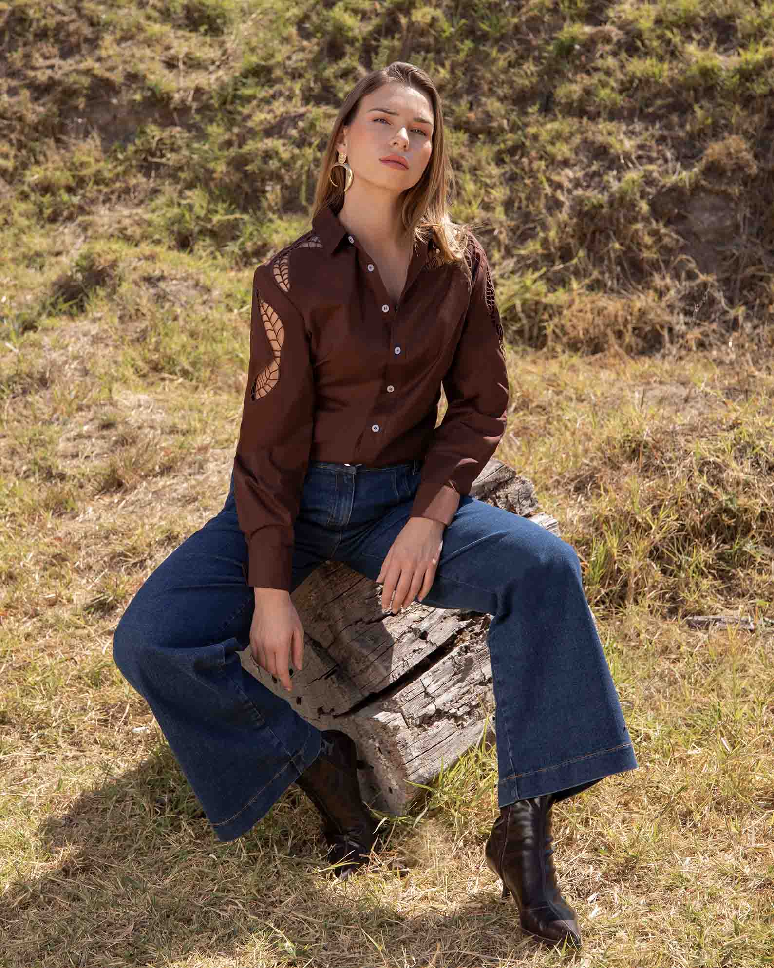 camisa-estilo-bohemio-chocolate-bordado
