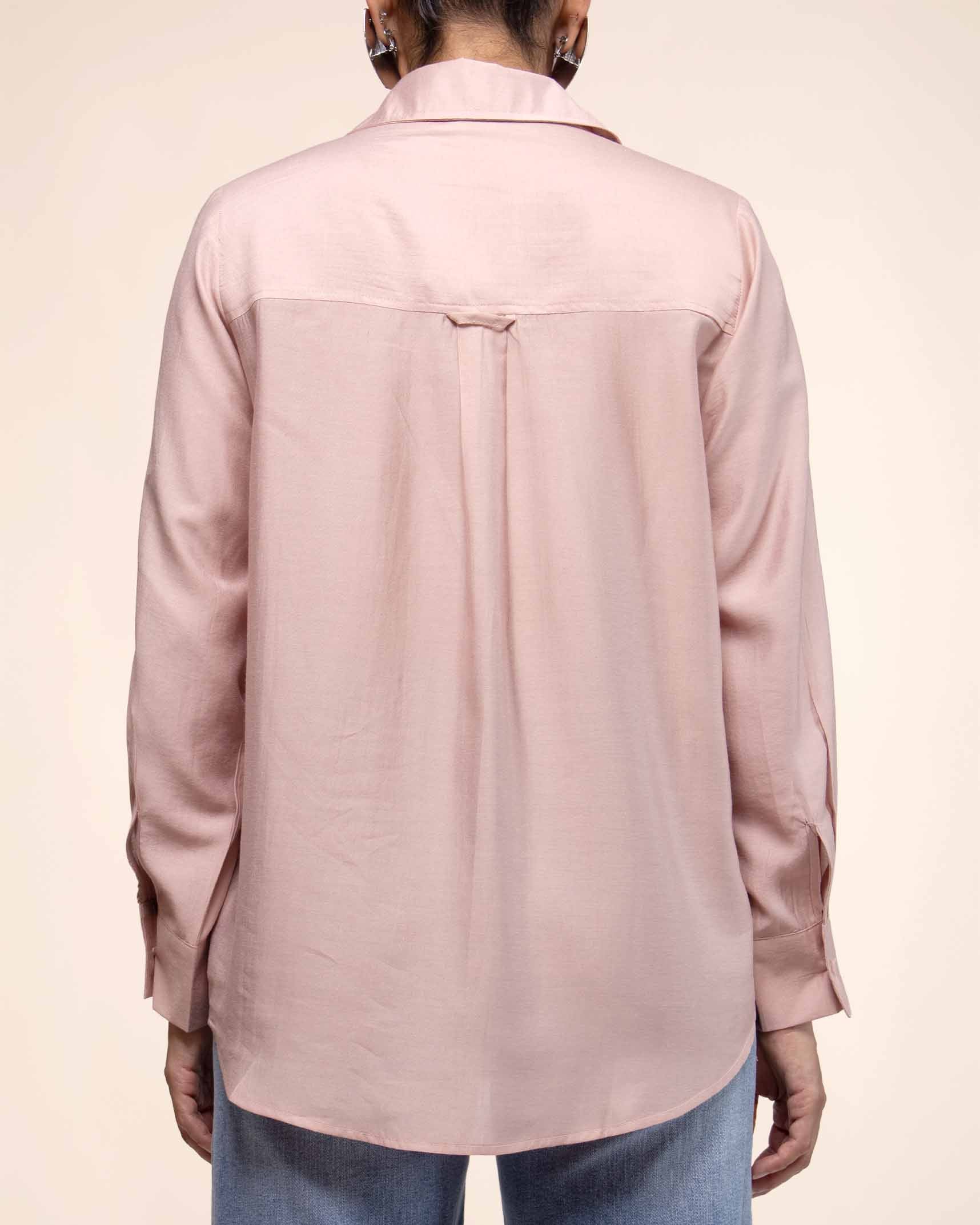 camisa-bolsas-al-frente-color-rosa