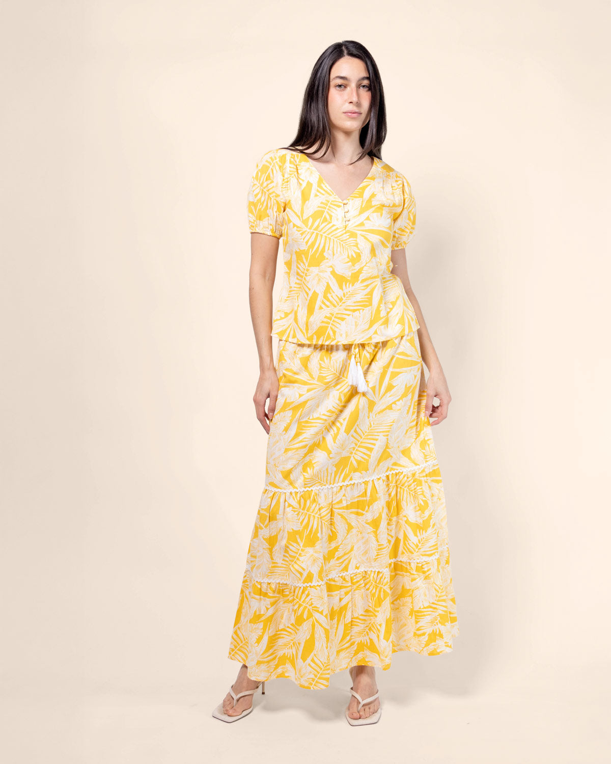 Blusa estampada manga corta efecto lino