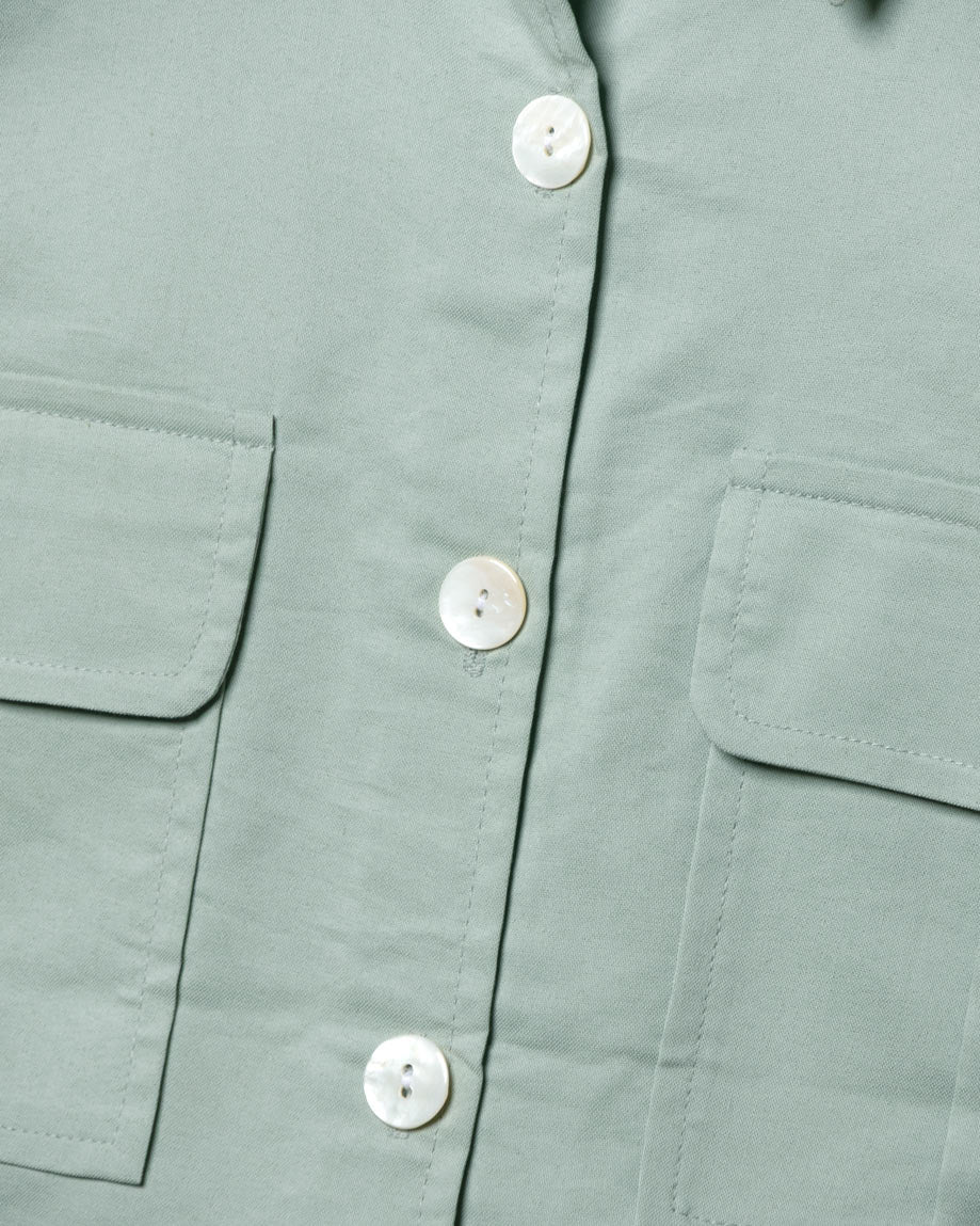 Chaleco corto tipo cargo