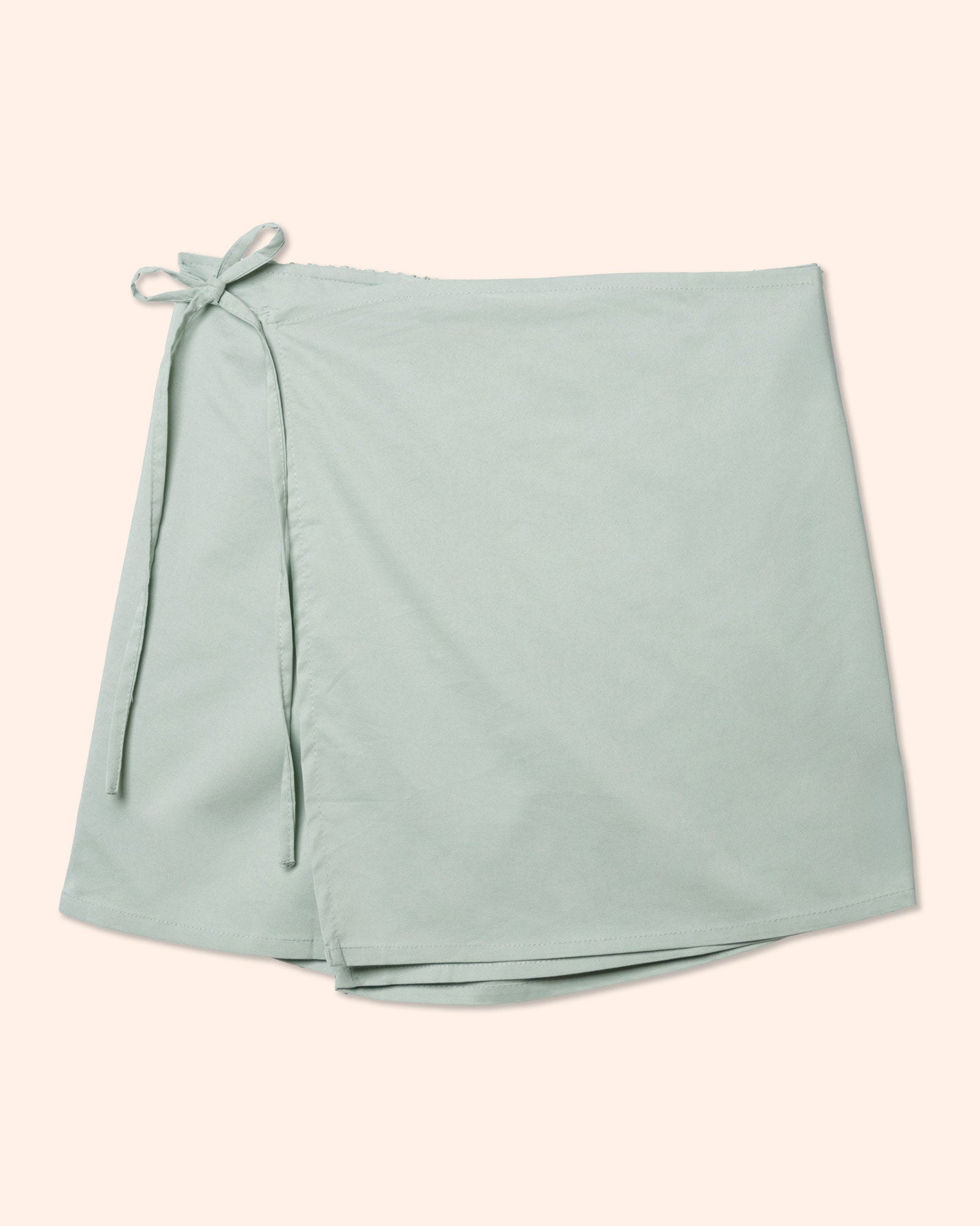 Short-falda con amarre en costado