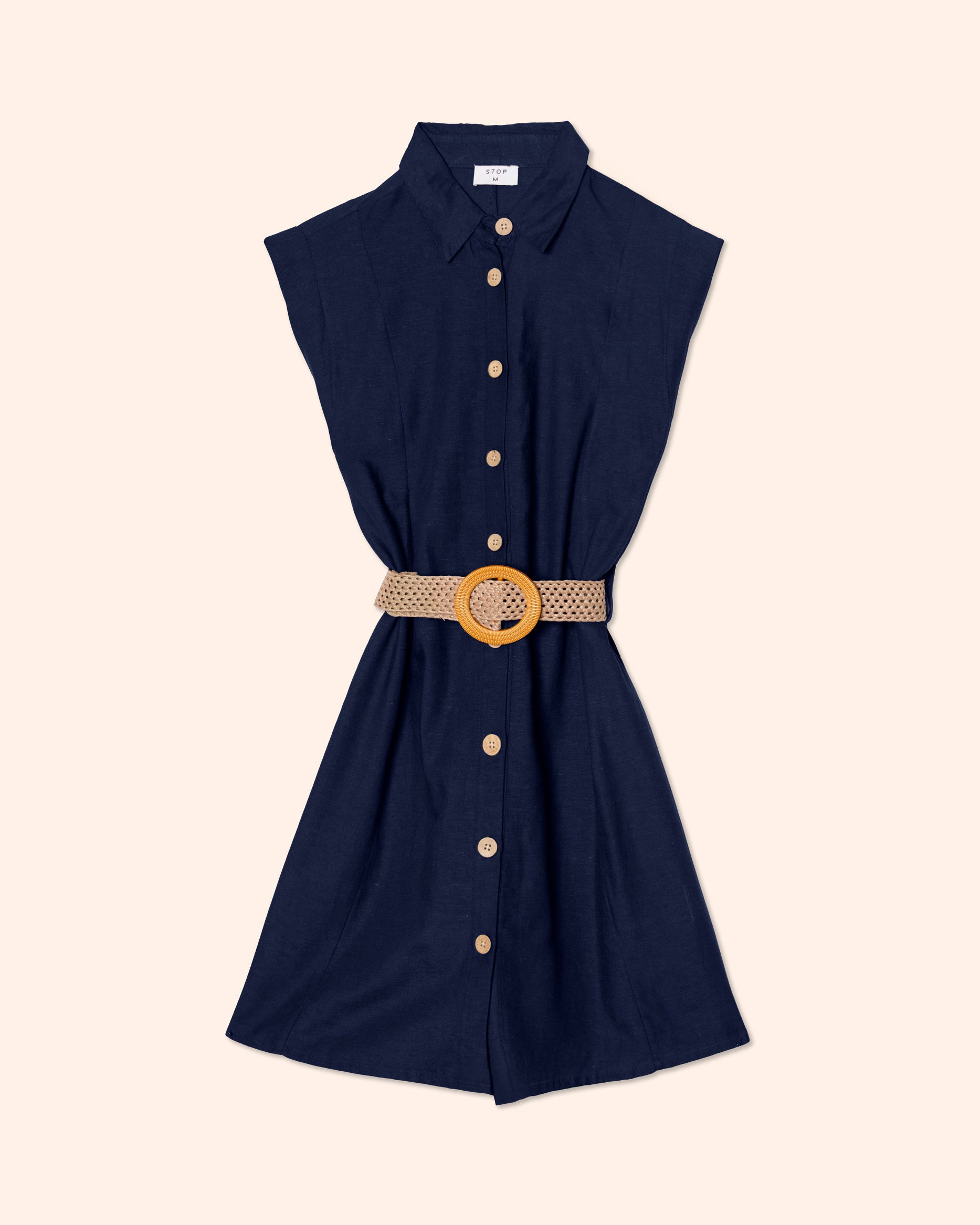 Vestido corto efecto lino con cinturón