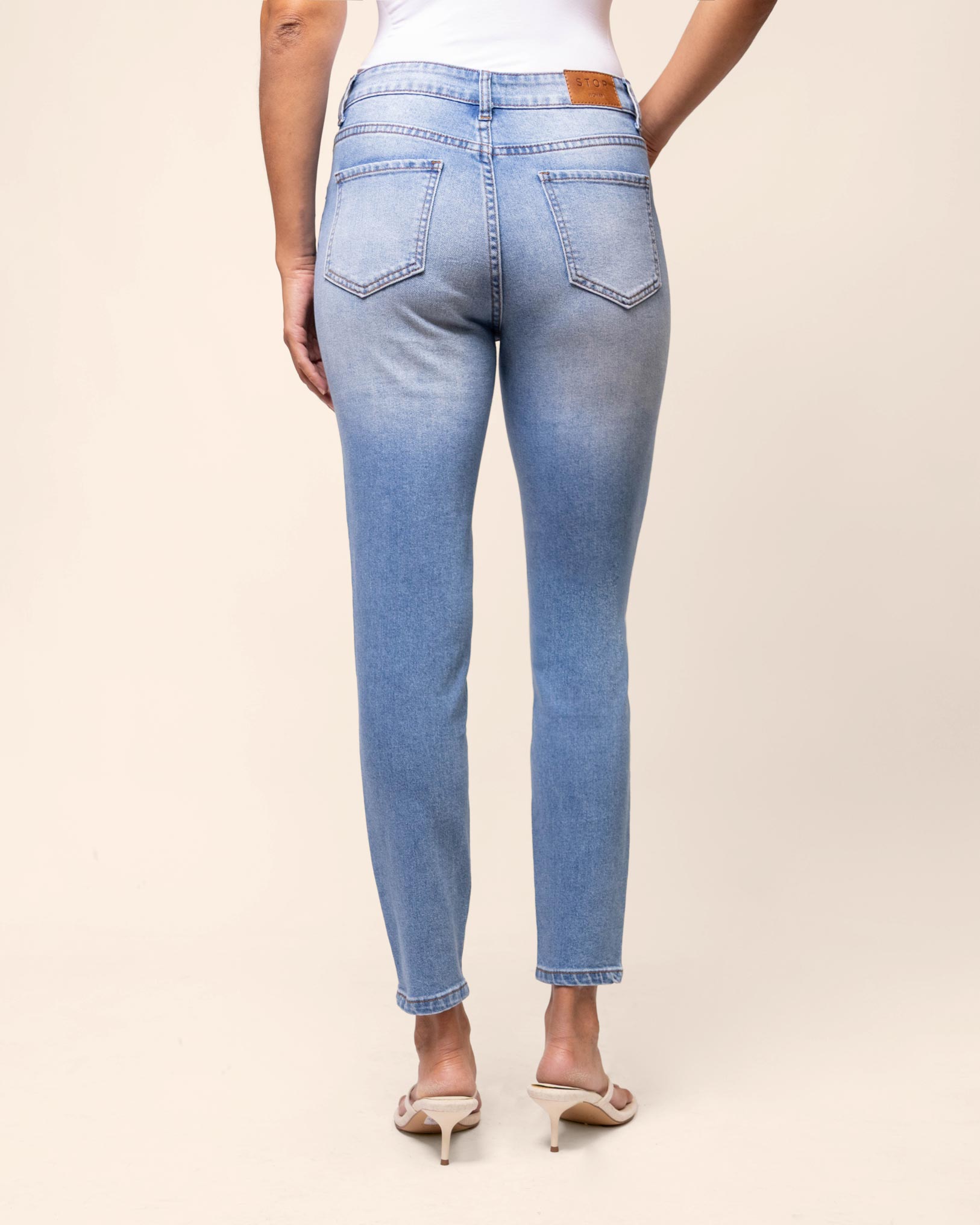 Jeans skinny lavado claro