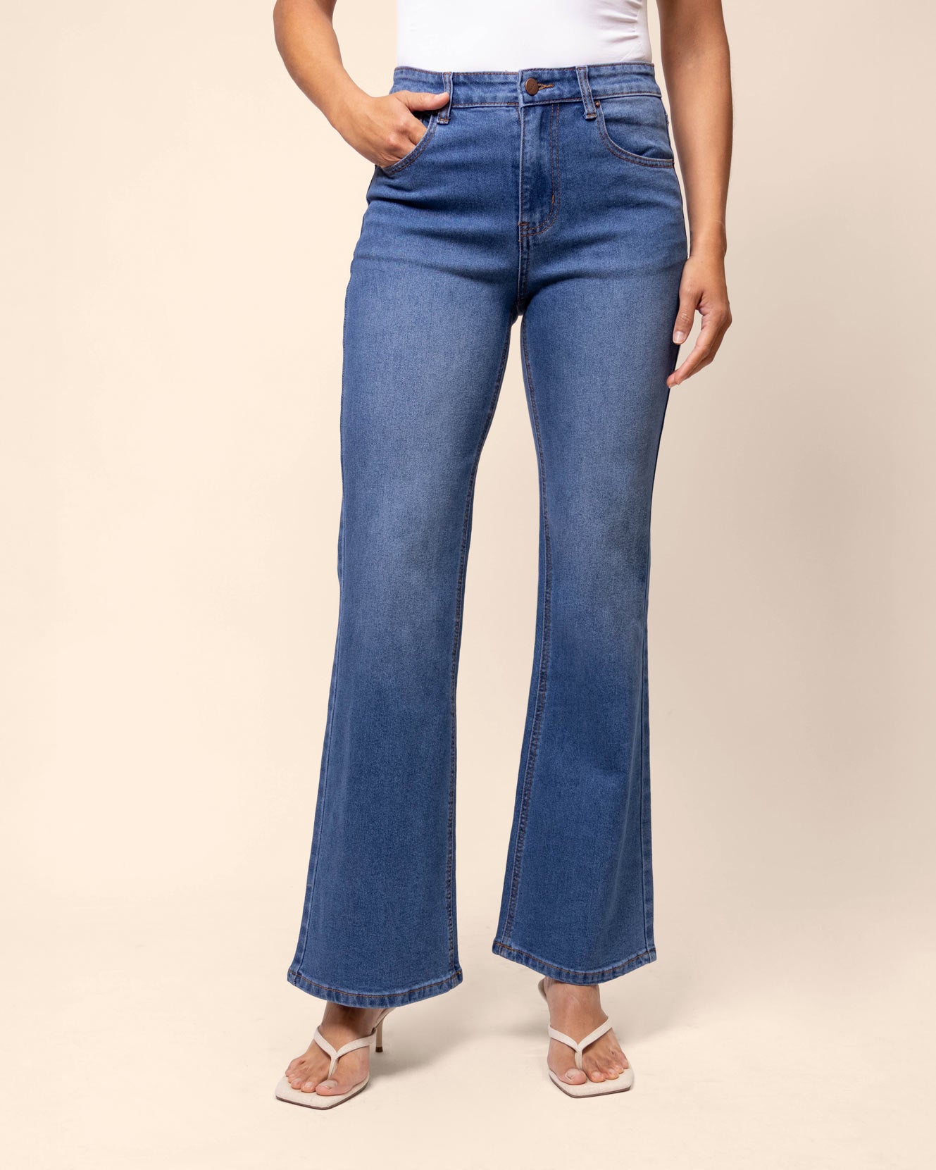 Jeans boot cut mezclilla stretch