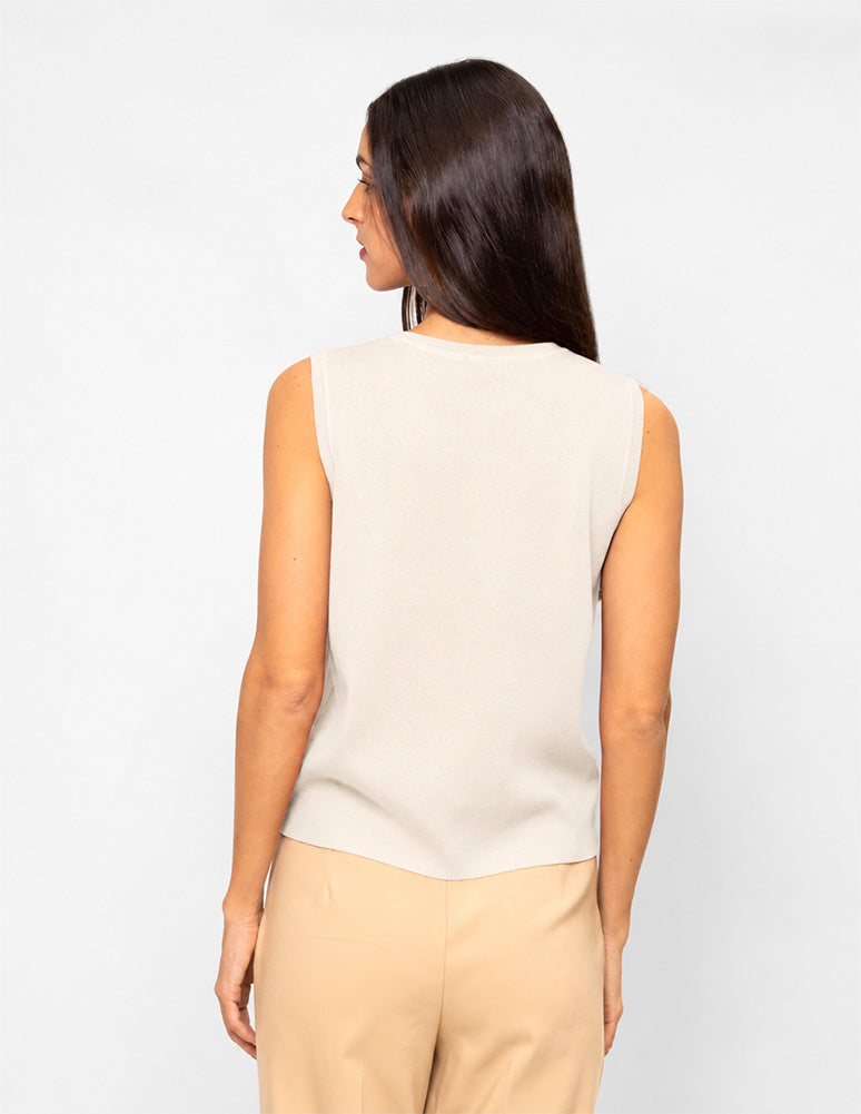 Blusa tejida sin mangas