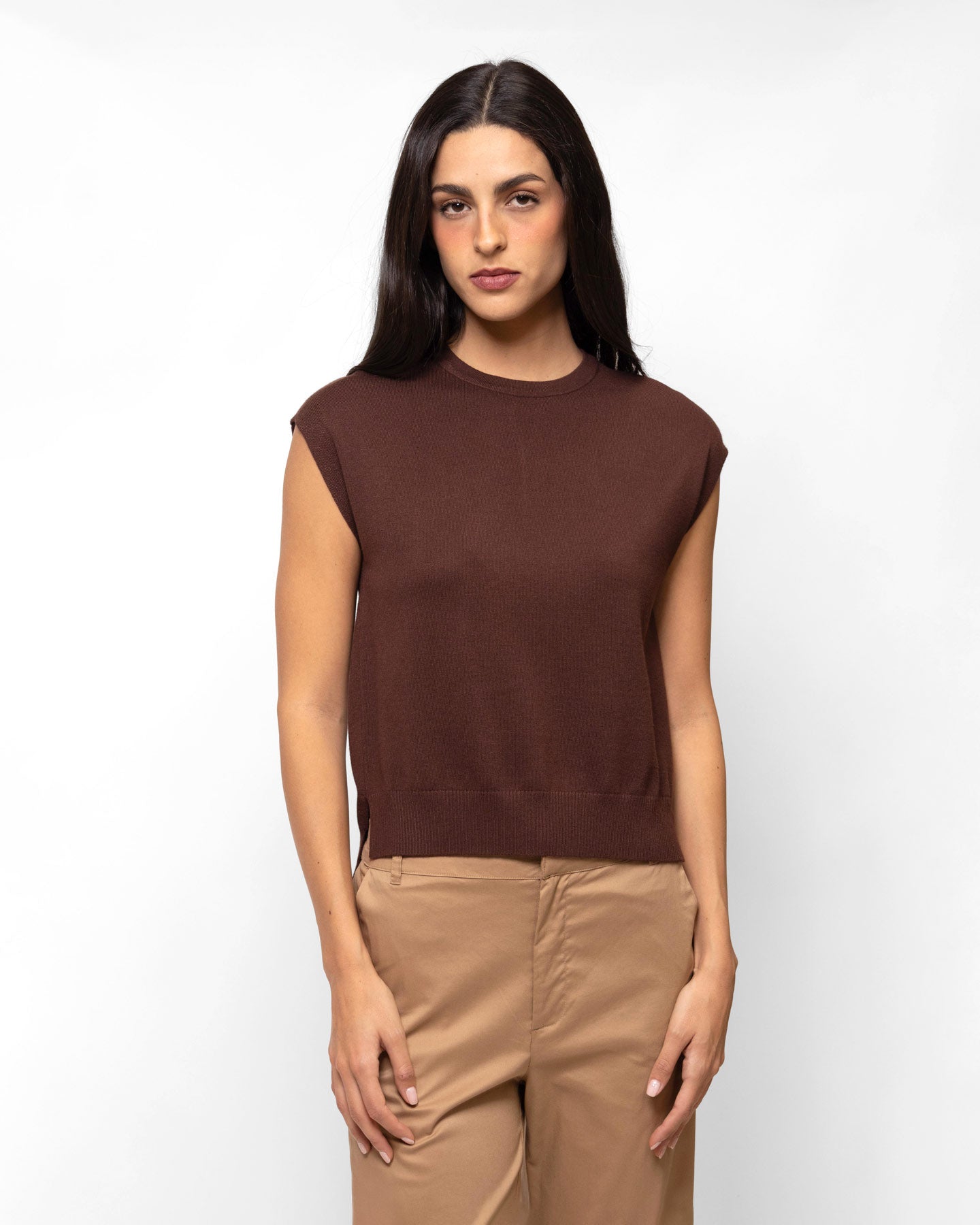 Blusa tejida manga corta cuello redondo