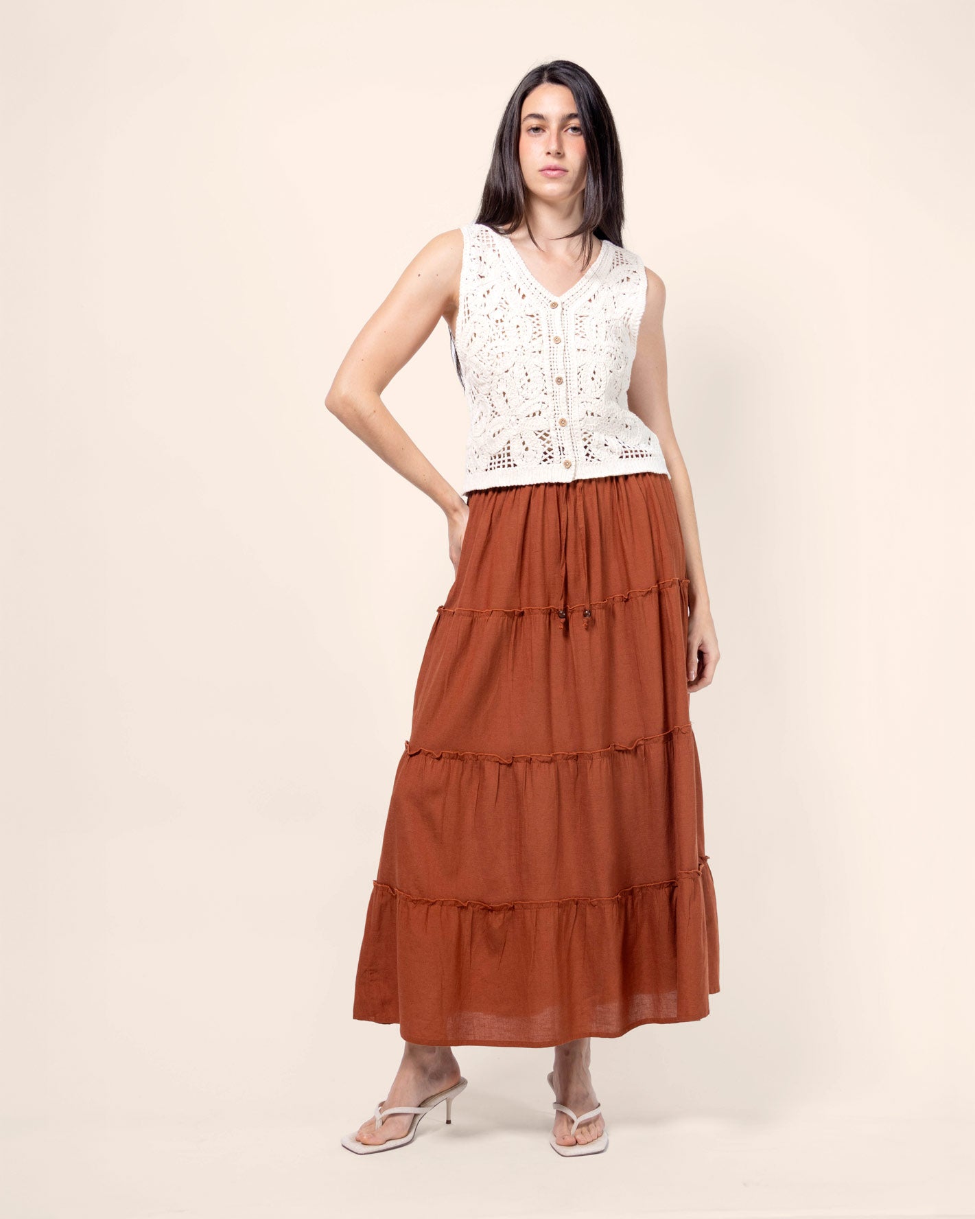 Chaleco de crochet con botones