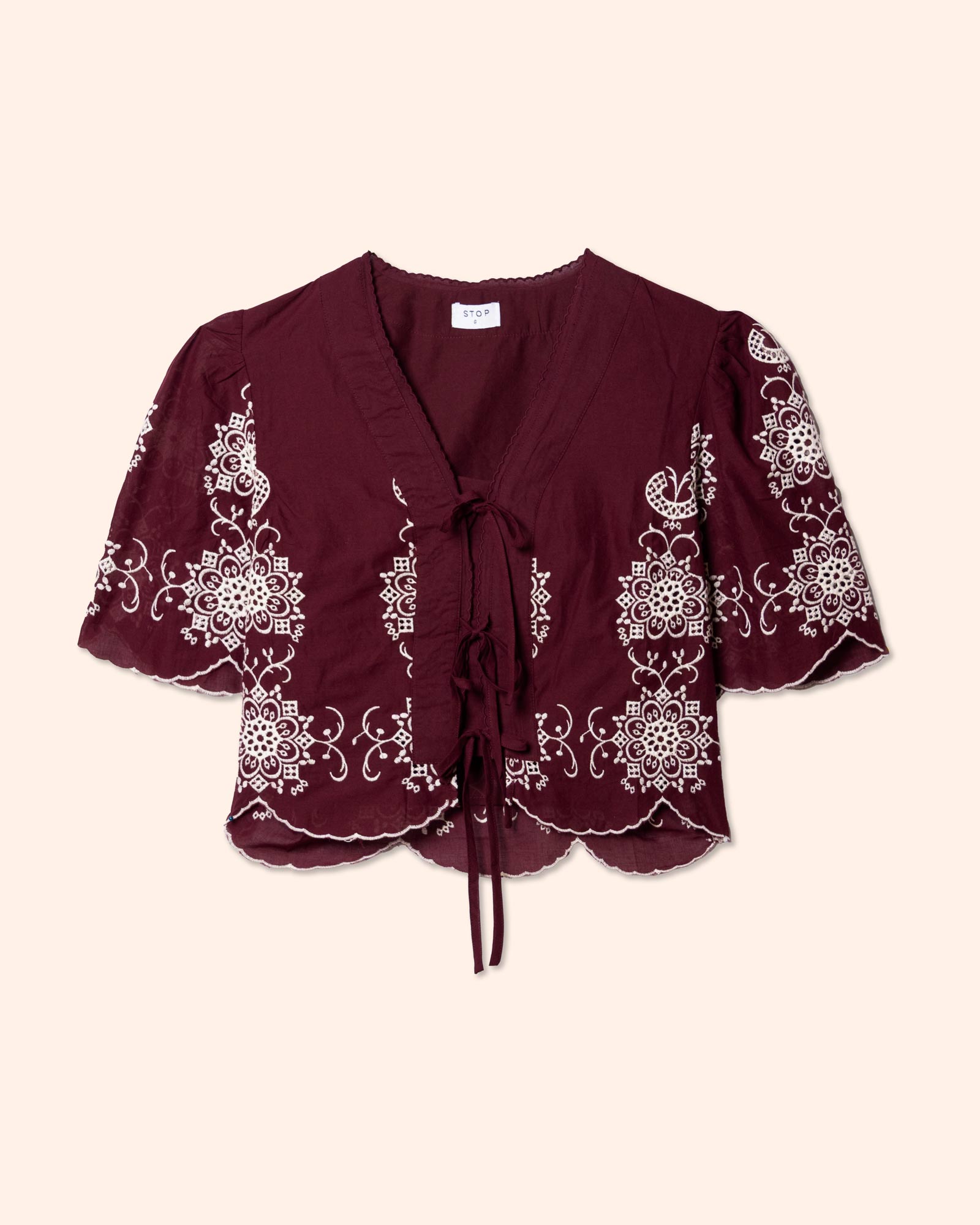 Blusa bordada manga corta con amarres