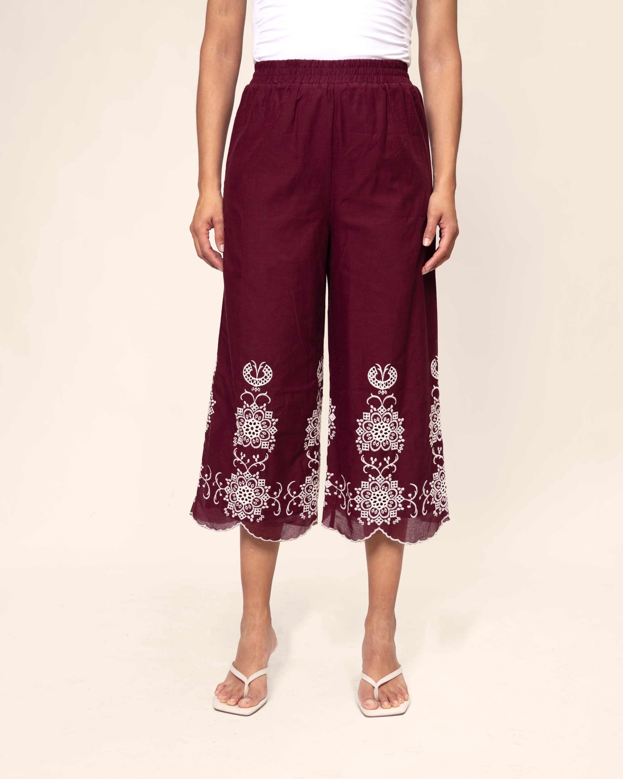 Pantalón culotte con cenefa bordada