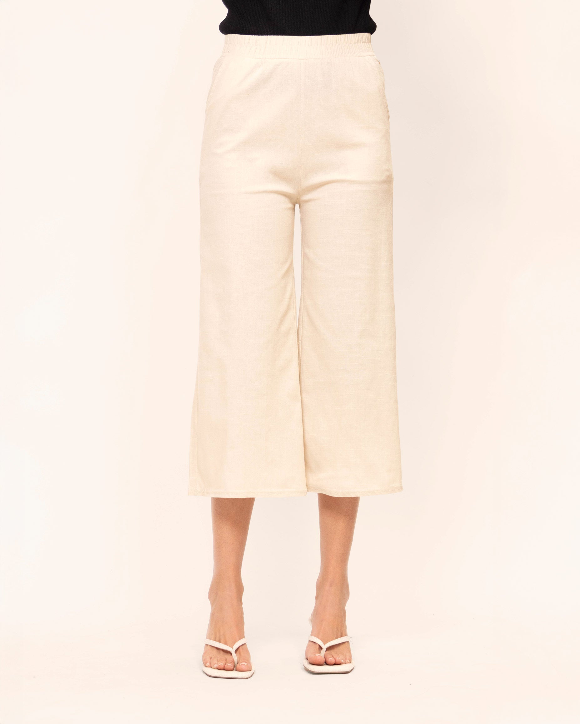 Pantalón culotte de gabardina