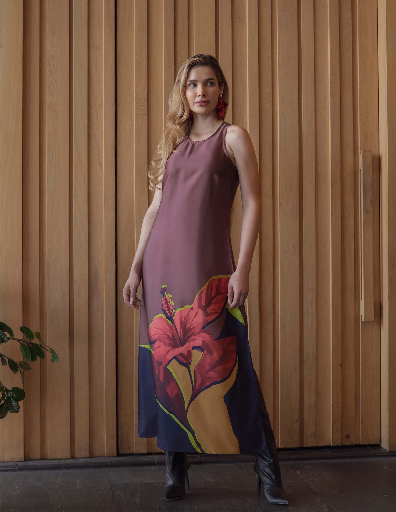 Vestido largo estampado cenefa flor