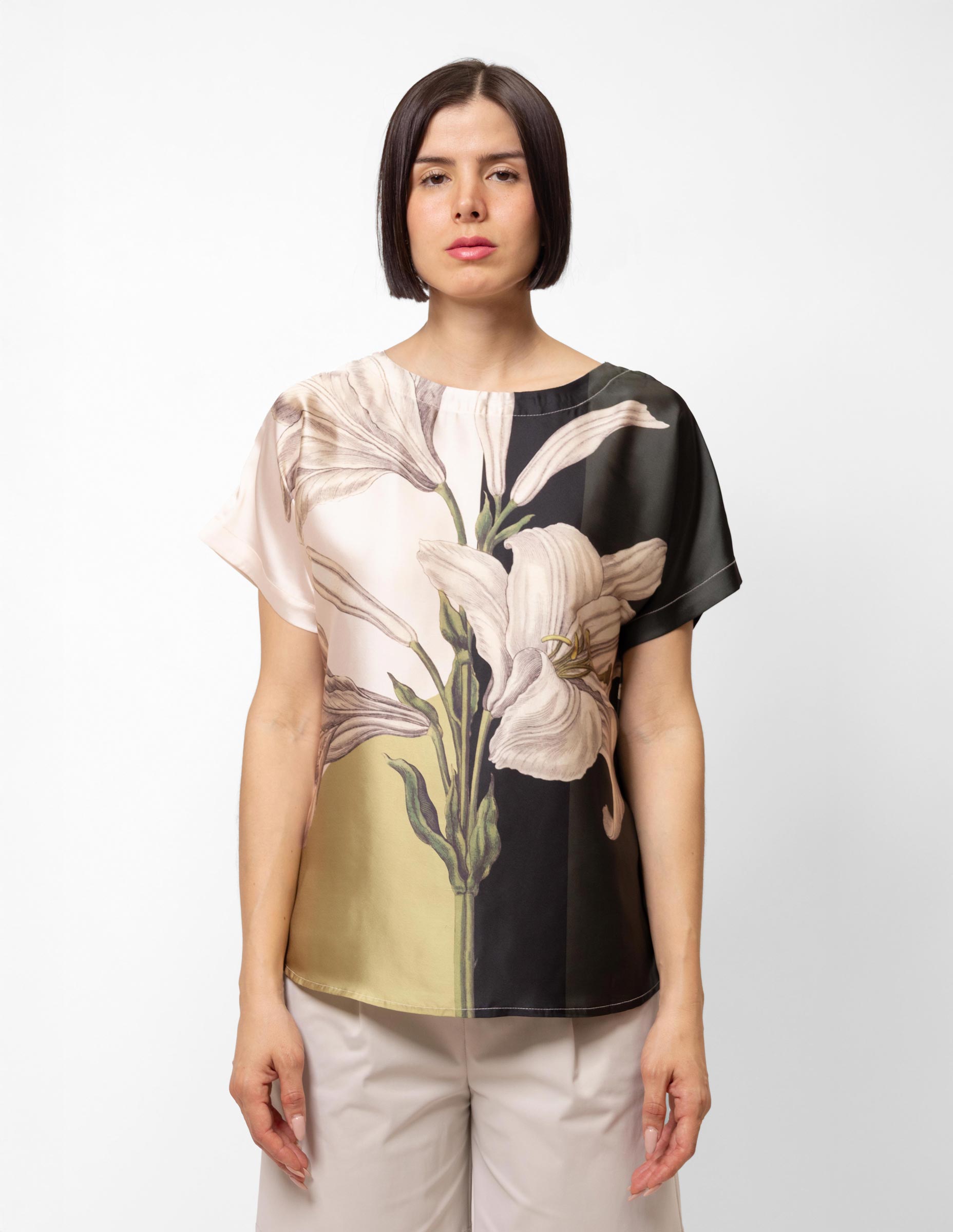 Blusa satinada estampada