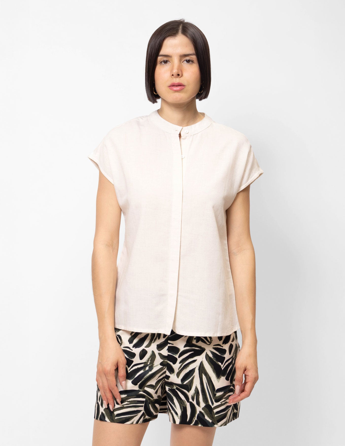 Blusa manga corta cuello mao efecto lino