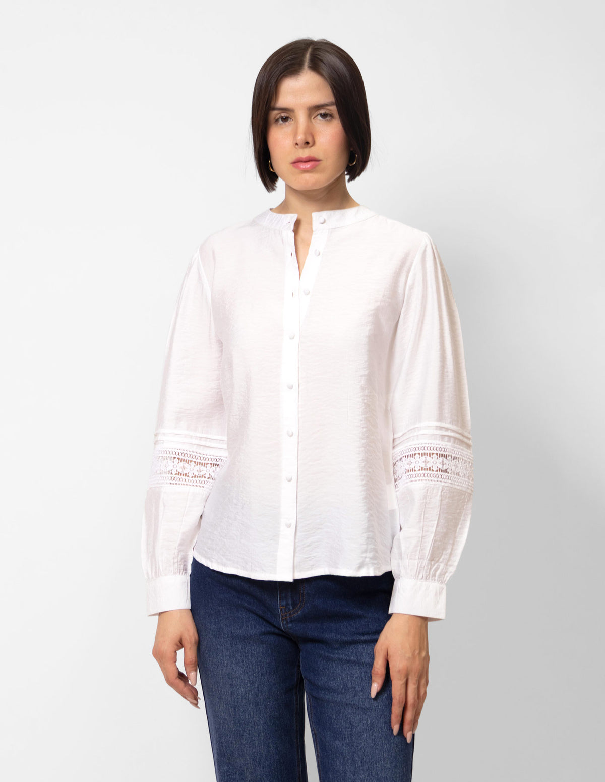 Blusa manga larga con encaje