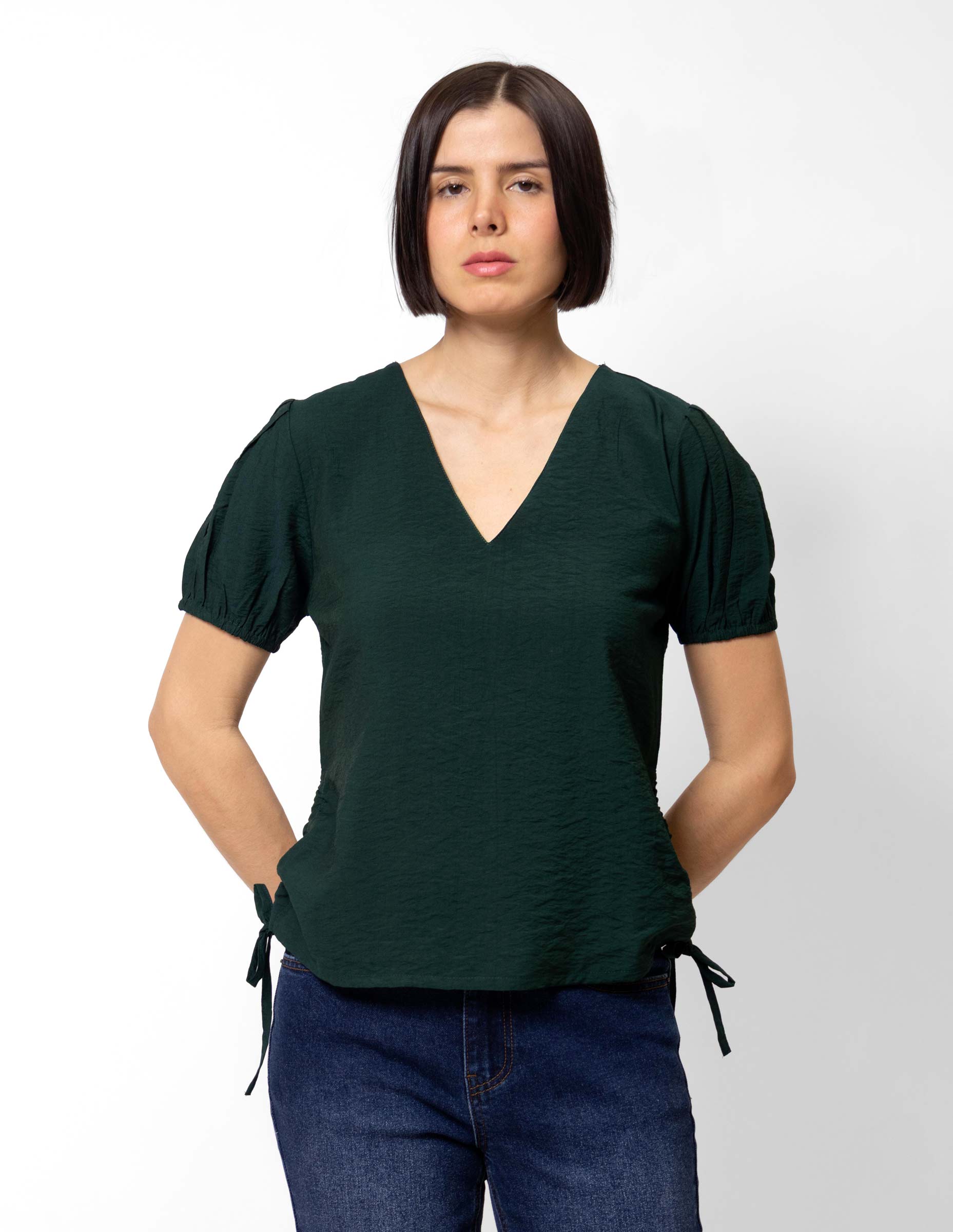 Blusa manga corta jaretas costados