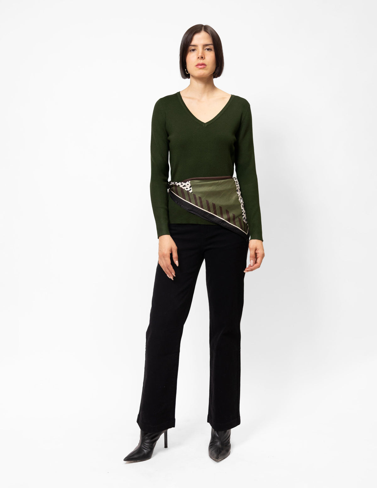 Blusa tejida cuello V manga larga