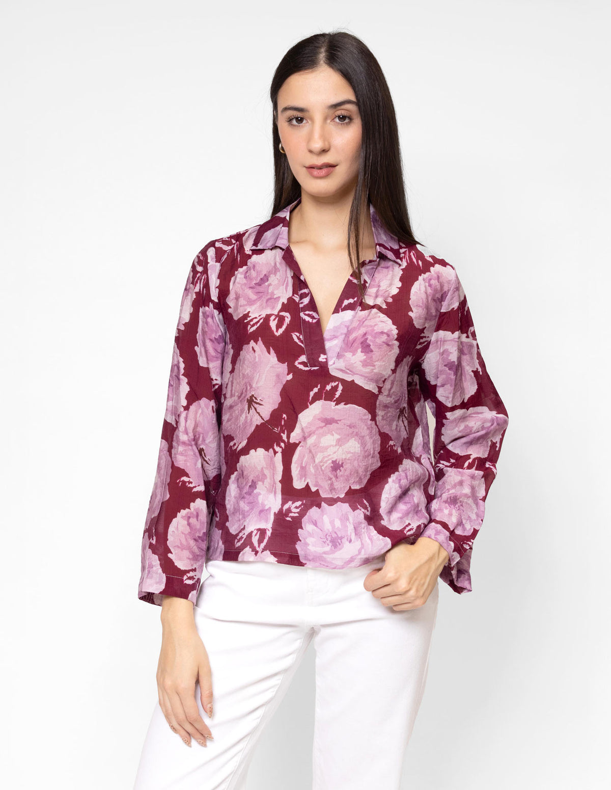Blusa manga larga estampada con aletilla