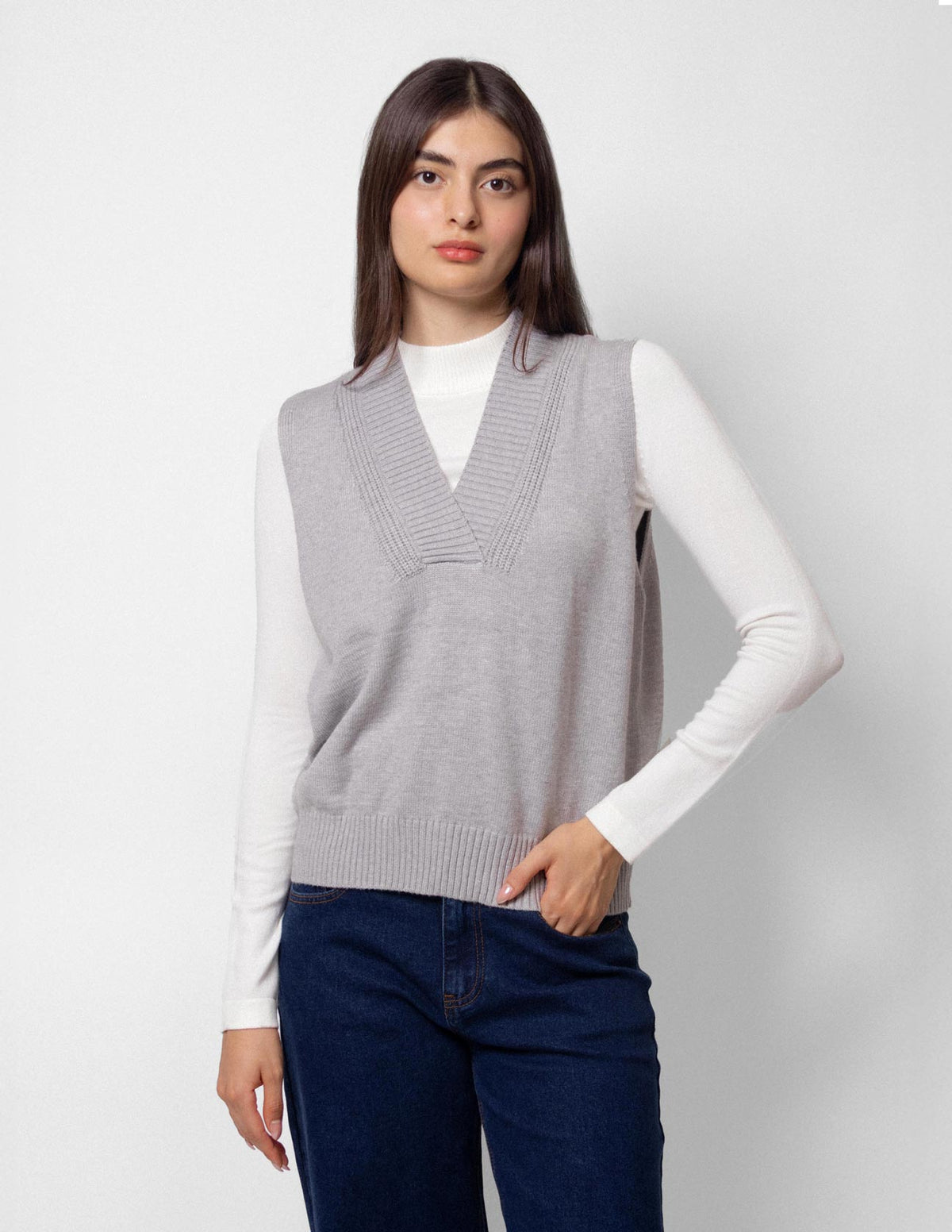 Chaleco tejido escote V