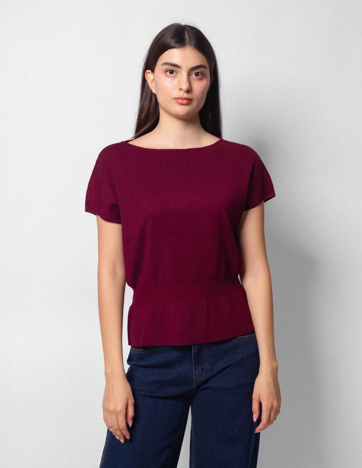 Blusa cuello amplio cintura ajustada