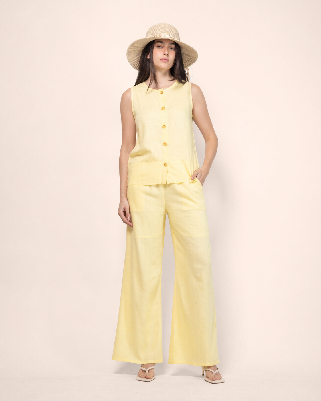 Sombrero beige conchas