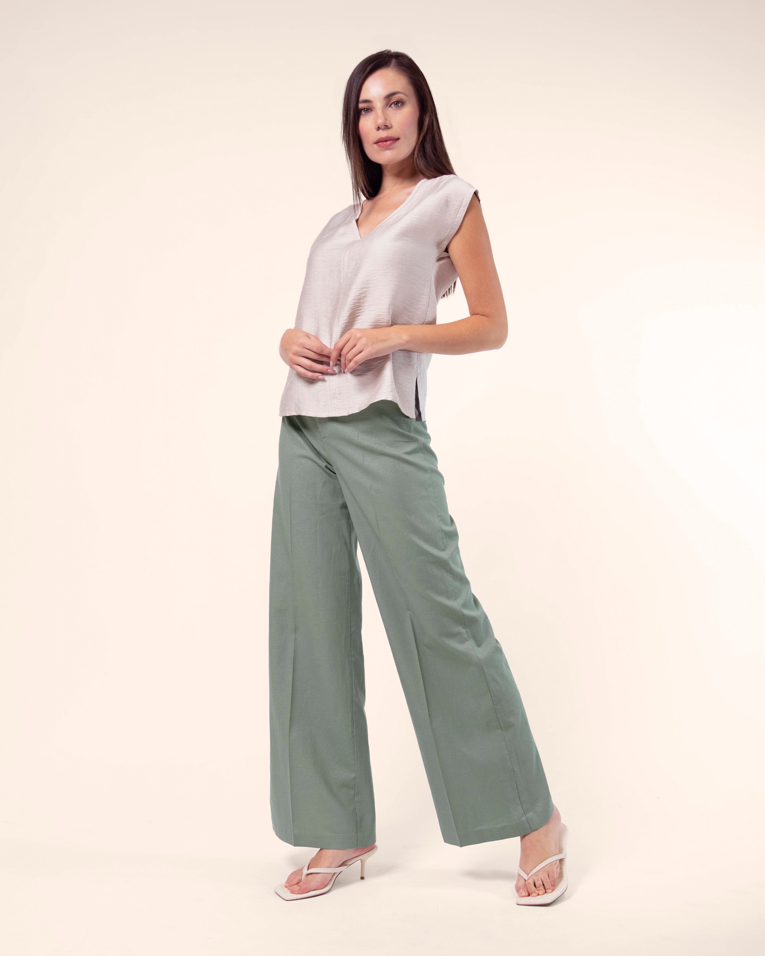 blusa-ligera-cuello-en-v-stop