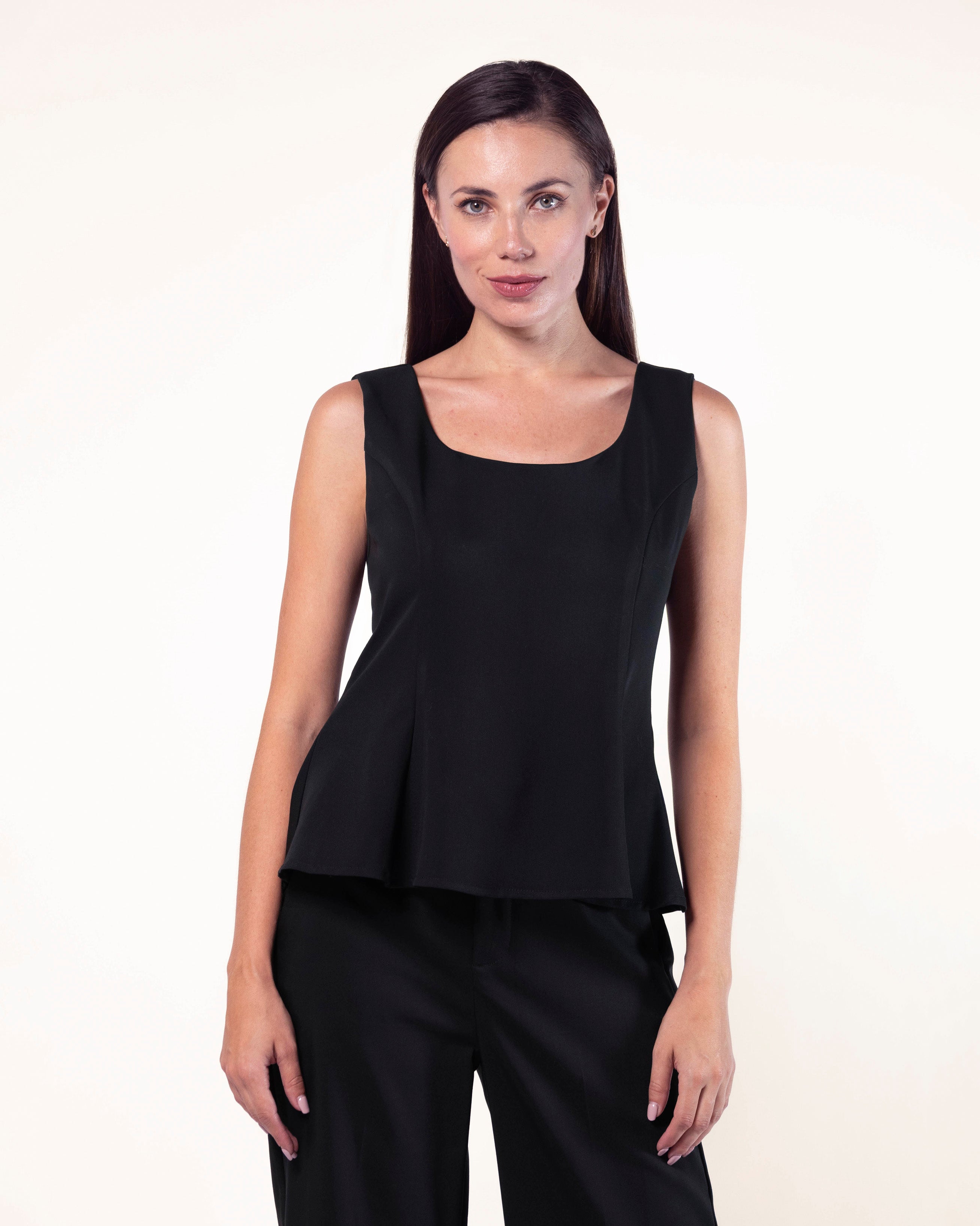 blusa-stop-sin-mangas-peplum-godets-ajuste-femenino