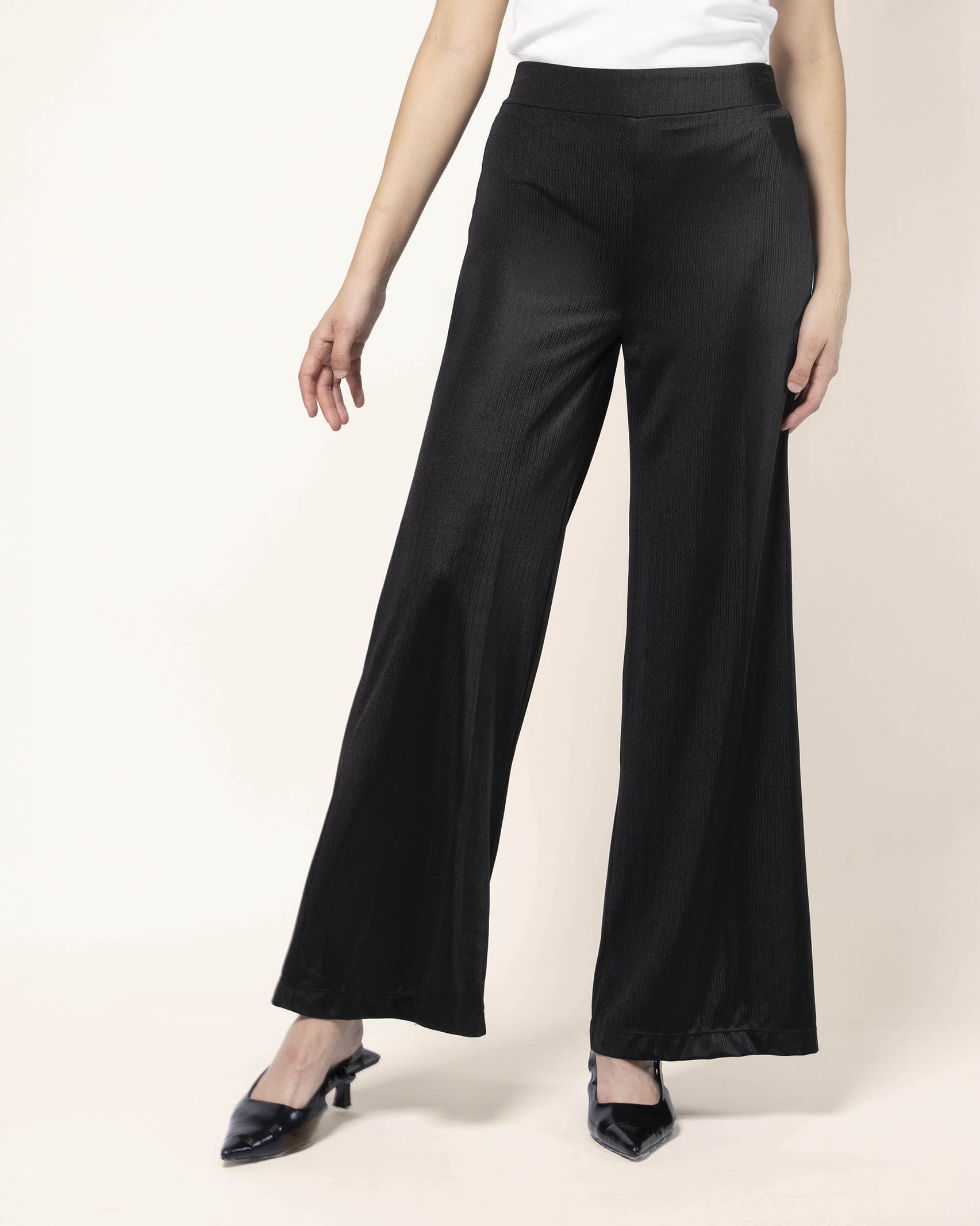 pantalon-pierna-amplia-stretch-cintura-alta