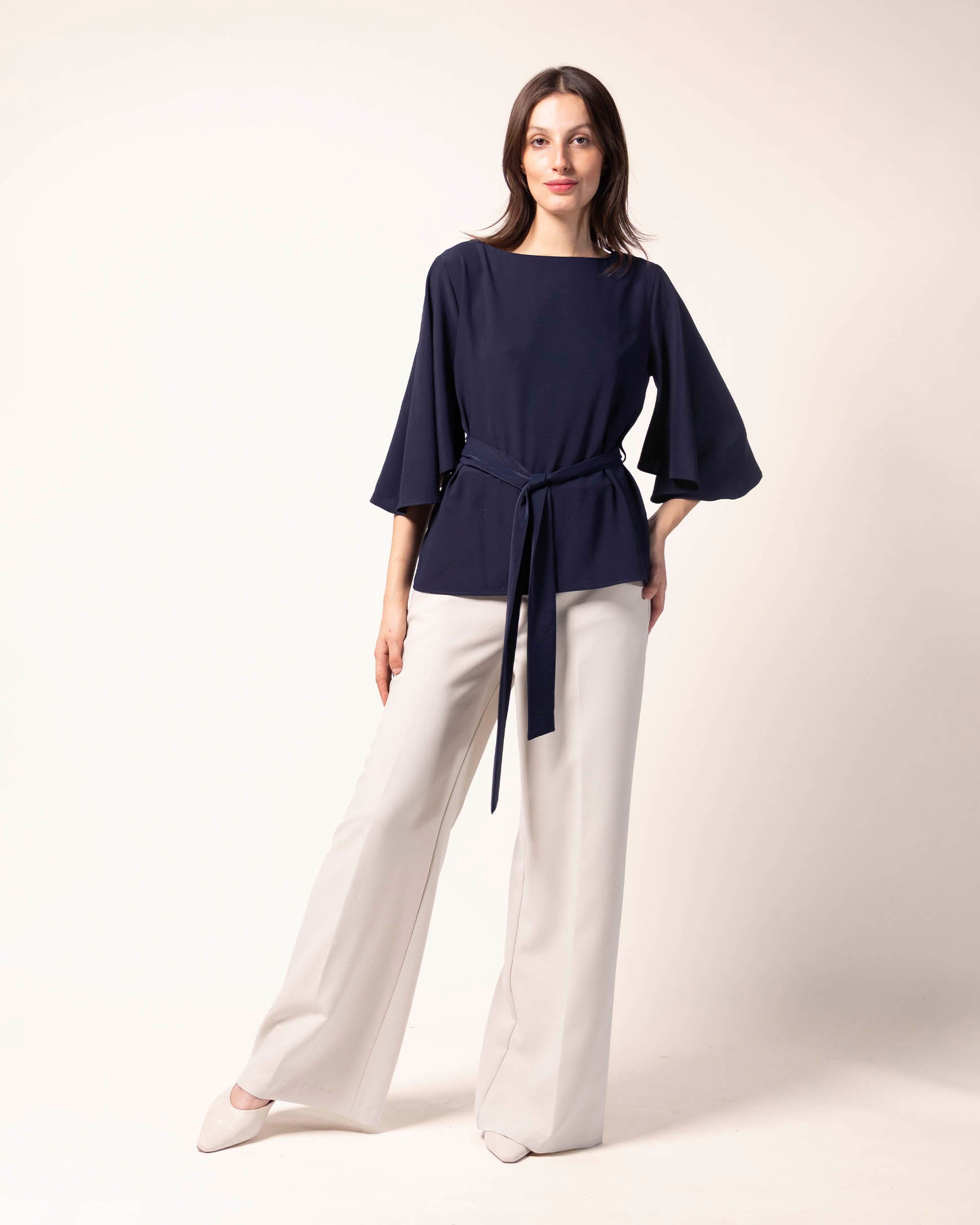 blusa-marino-cuello-ojal-frontal