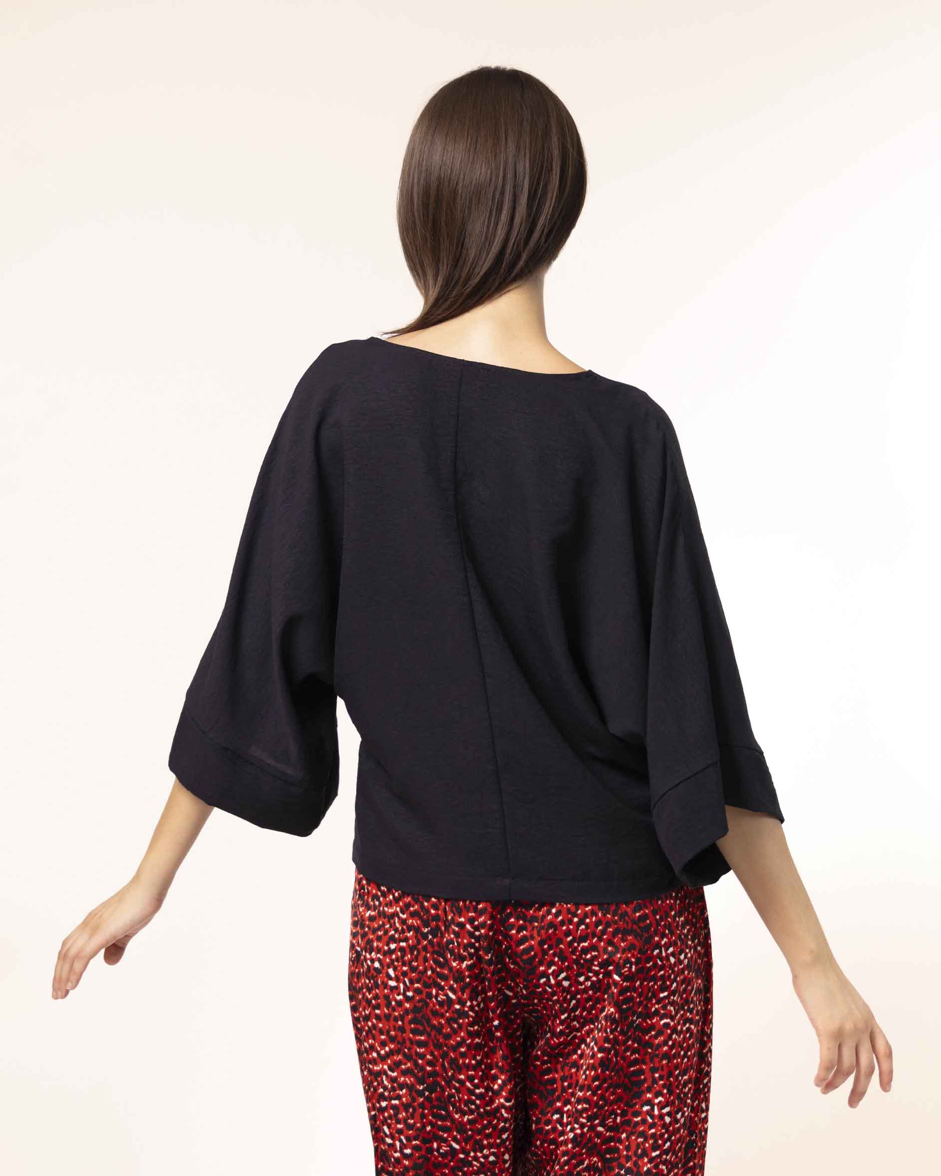 blusa-negra-basica-mujer-STOP