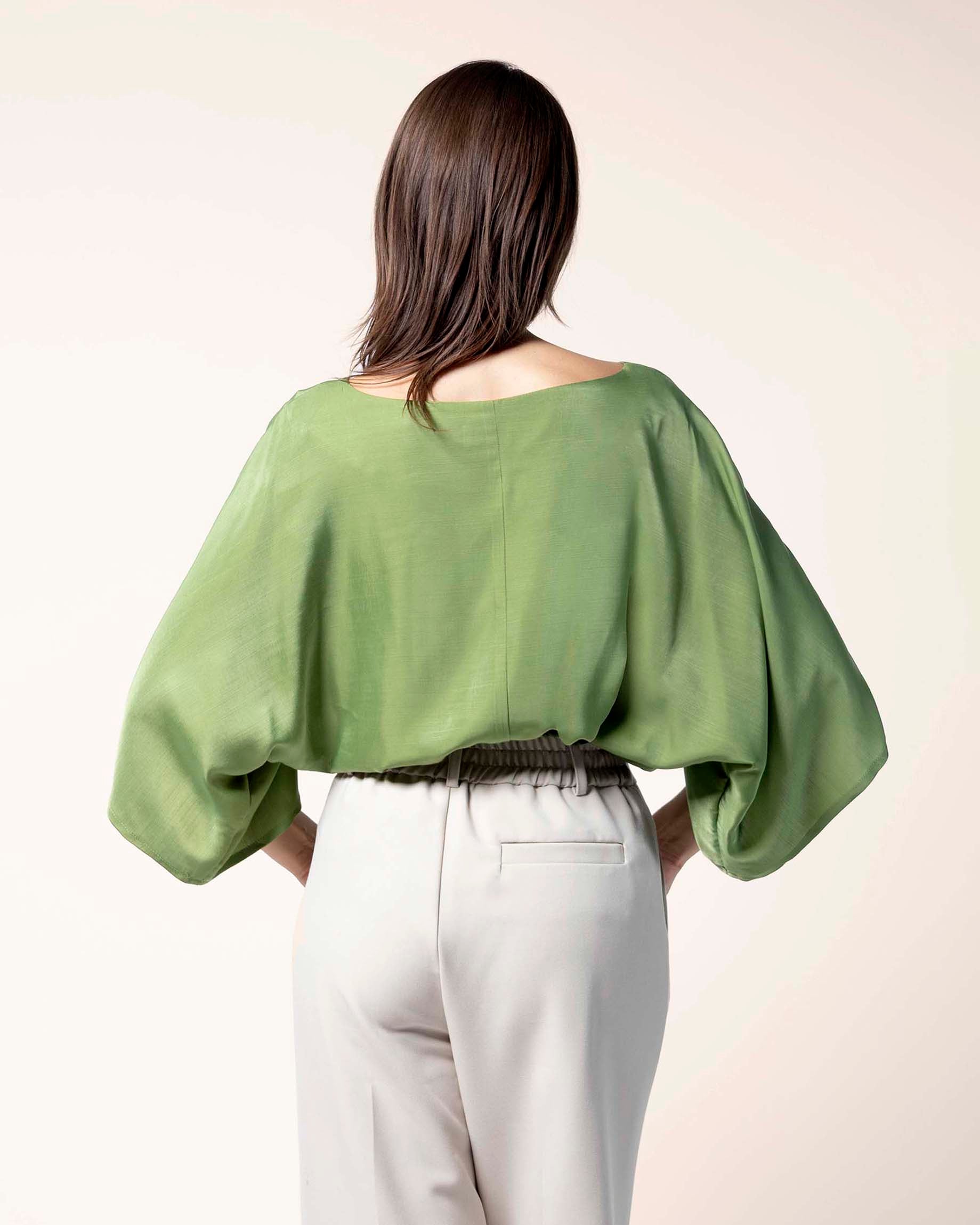 blusa-STOP-mujer-verde-elegante