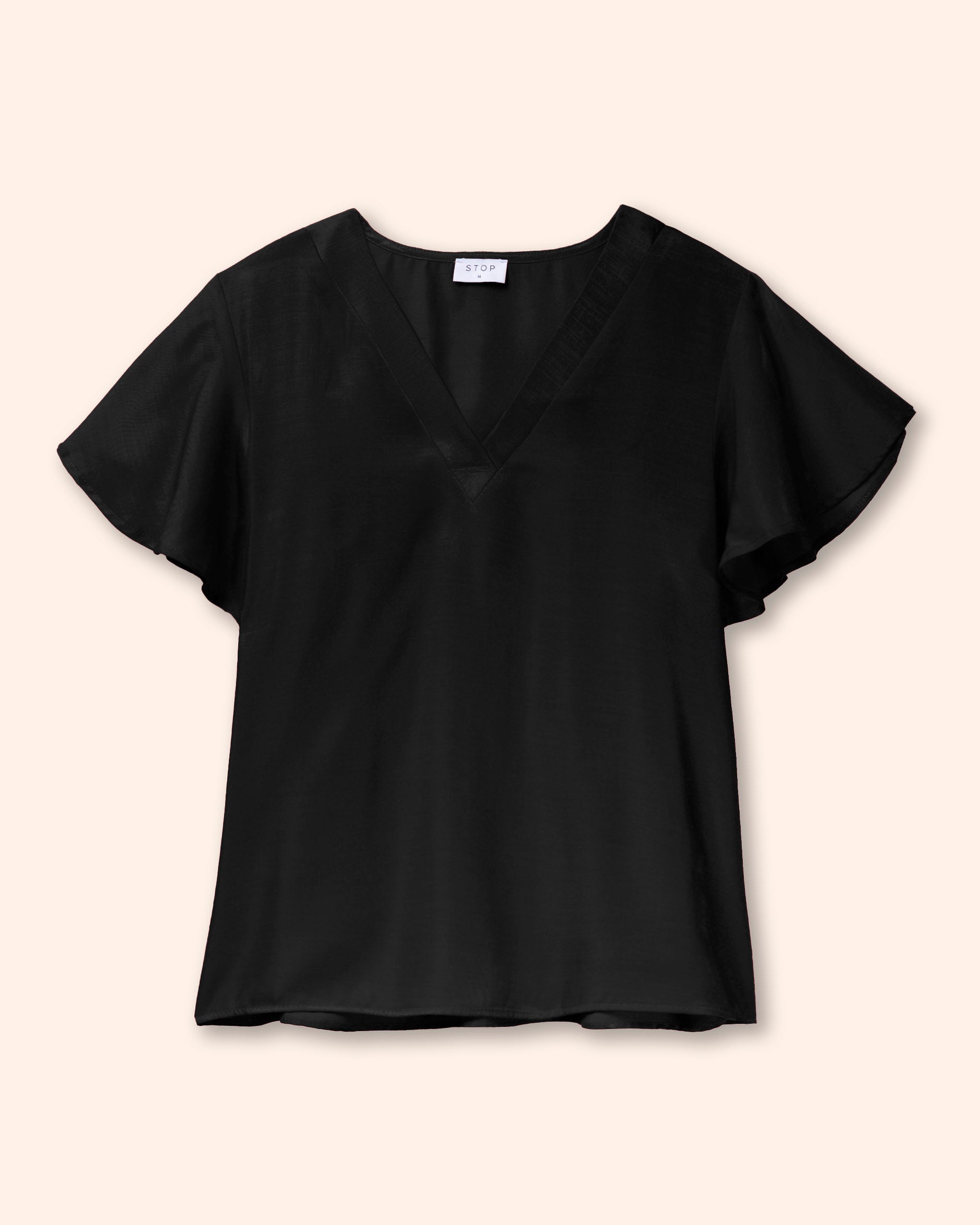 blusa‑negra‑cuello‑v‑manga‑olan‑STOP