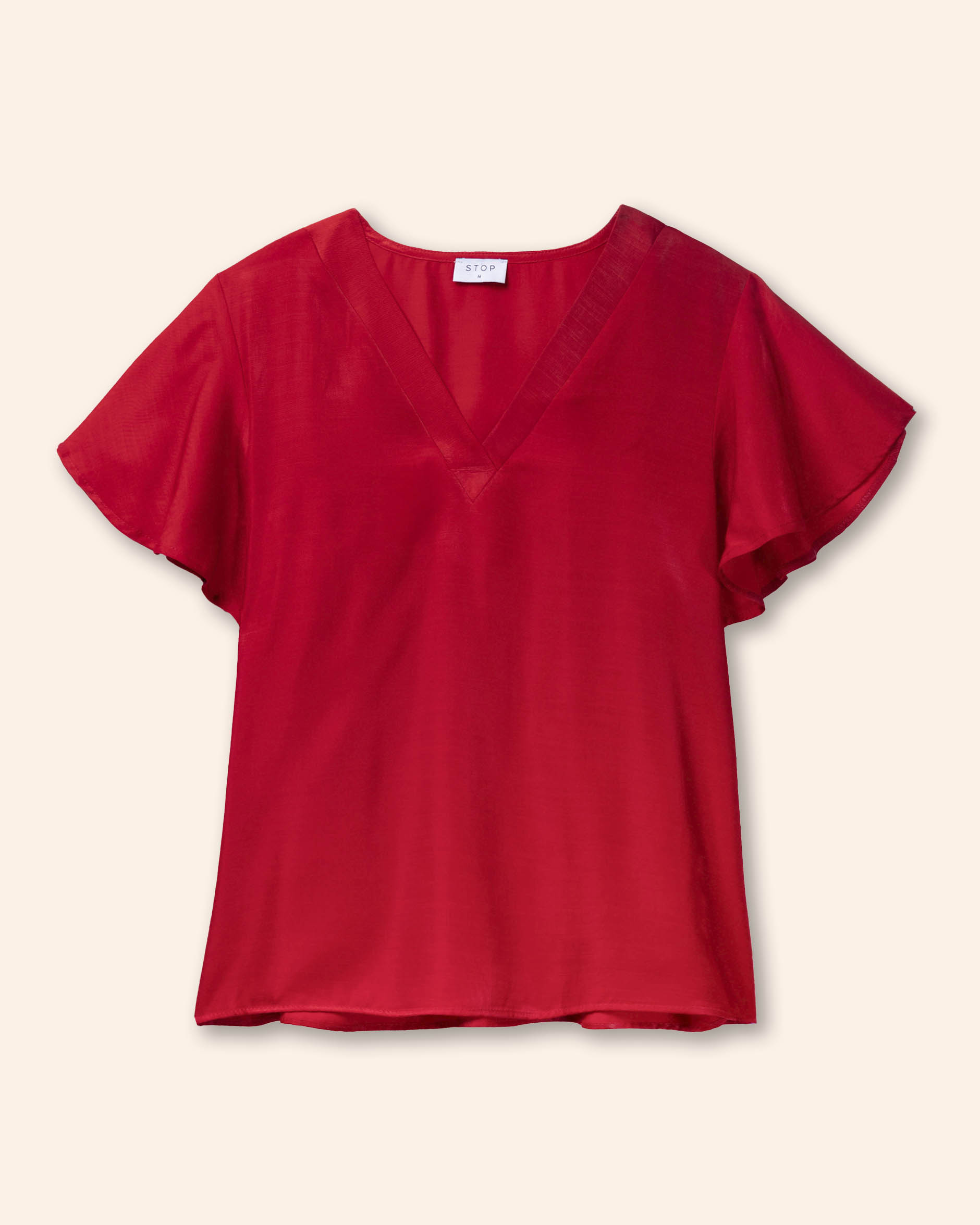 blusa‑roja‑ligera‑cuello‑v‑moderna