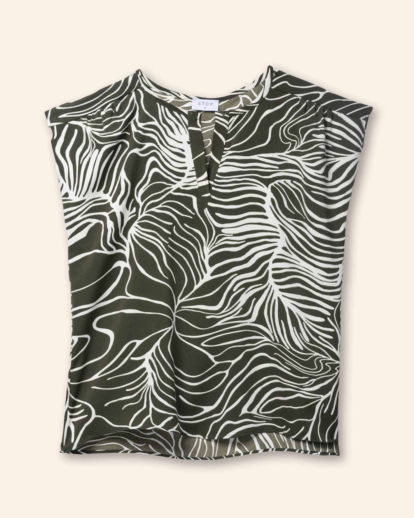 blusa‑militar‑ligera‑cuello‑v‑casual