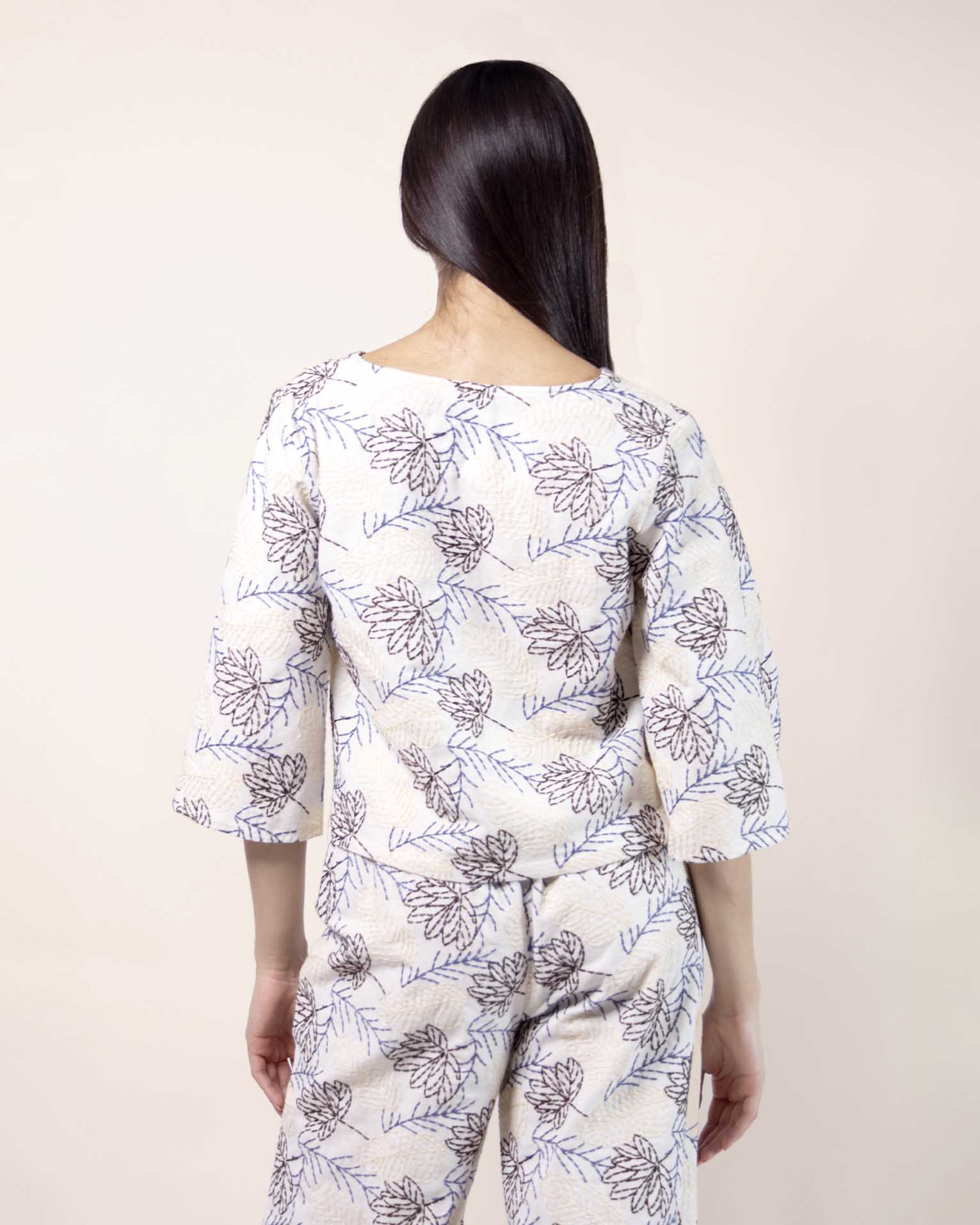 blusa-conjunto-crudo-detalle-bordado